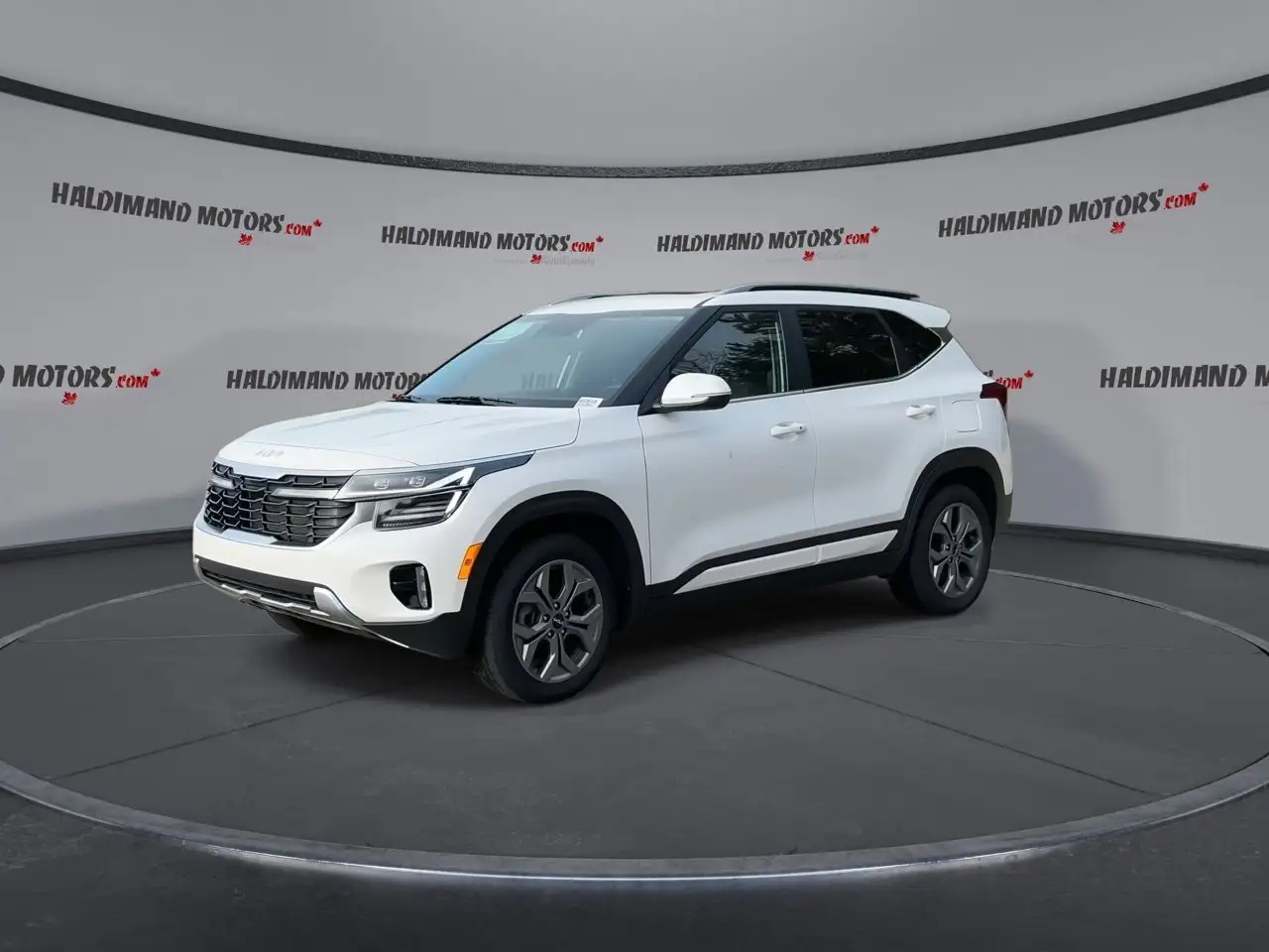 Kia Seltos снимка Kia Seltos