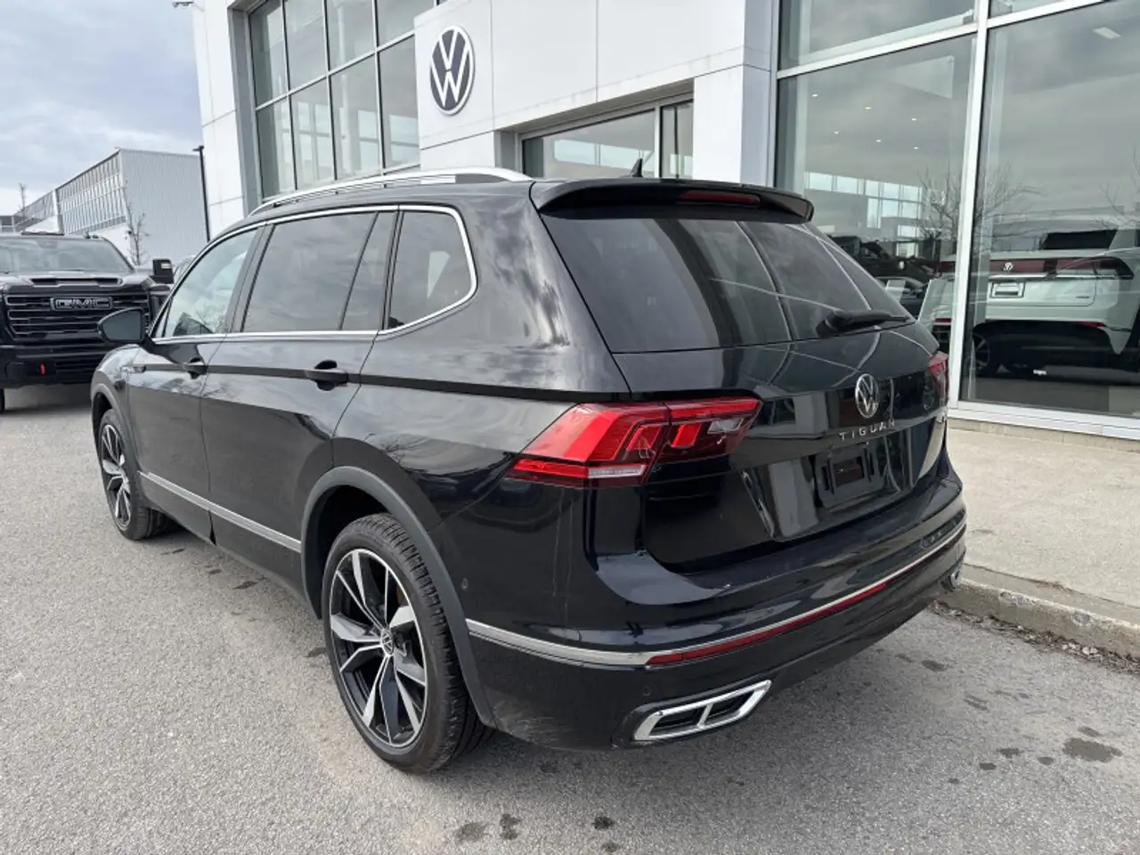 Volkswagen Tiguan снимка Volkswagen Tiguan