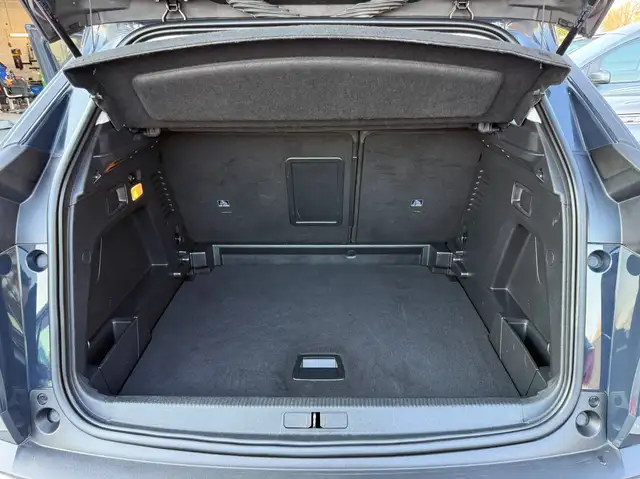 Peugeot 3008 view 15