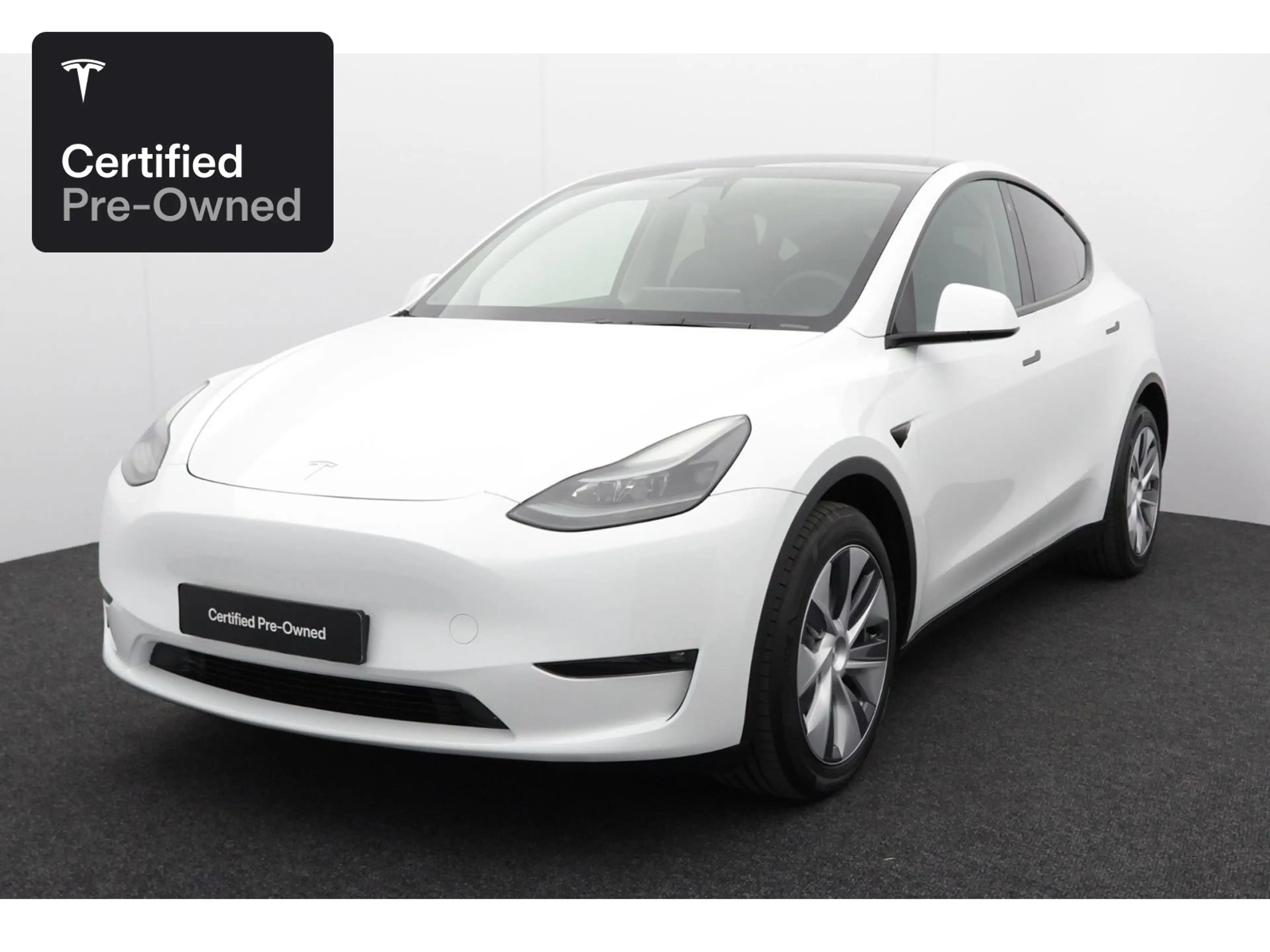 Tesla Model Y Long Range AWD "Certified Pre-Owned" — photo 2