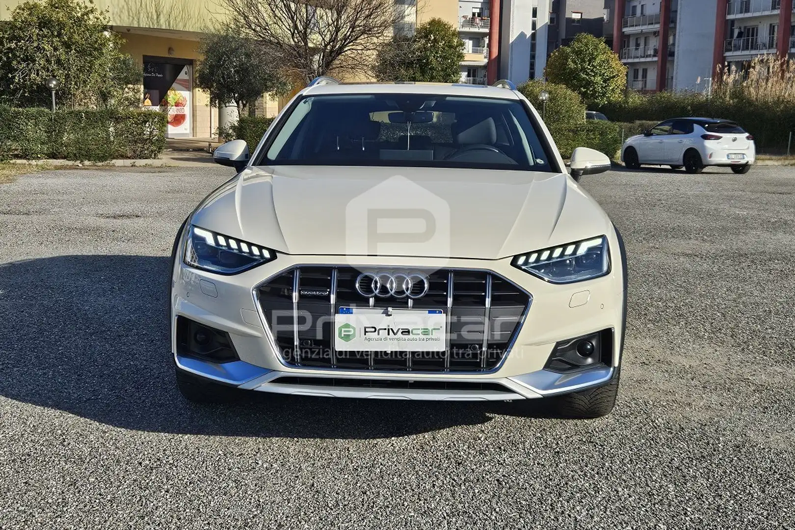 Audi A4 allroad A4 allroad 40 TDI 204 CV S tronic Business Bílá - 2