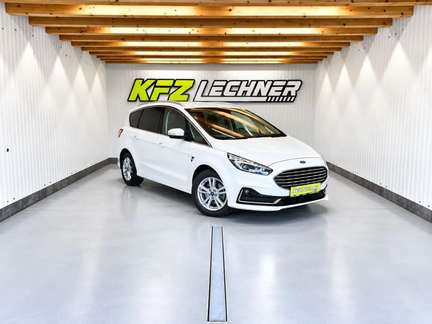 Ford S-Max 2,0 EcoBl. Aut ''Titanium'' NAVI*ACC*LED*R-KAM Weiß - 1
