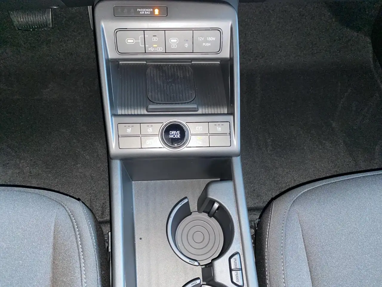 Hyundai KONA EV TREND I 65,4 kWh I NAVI I LED I RFK I 11