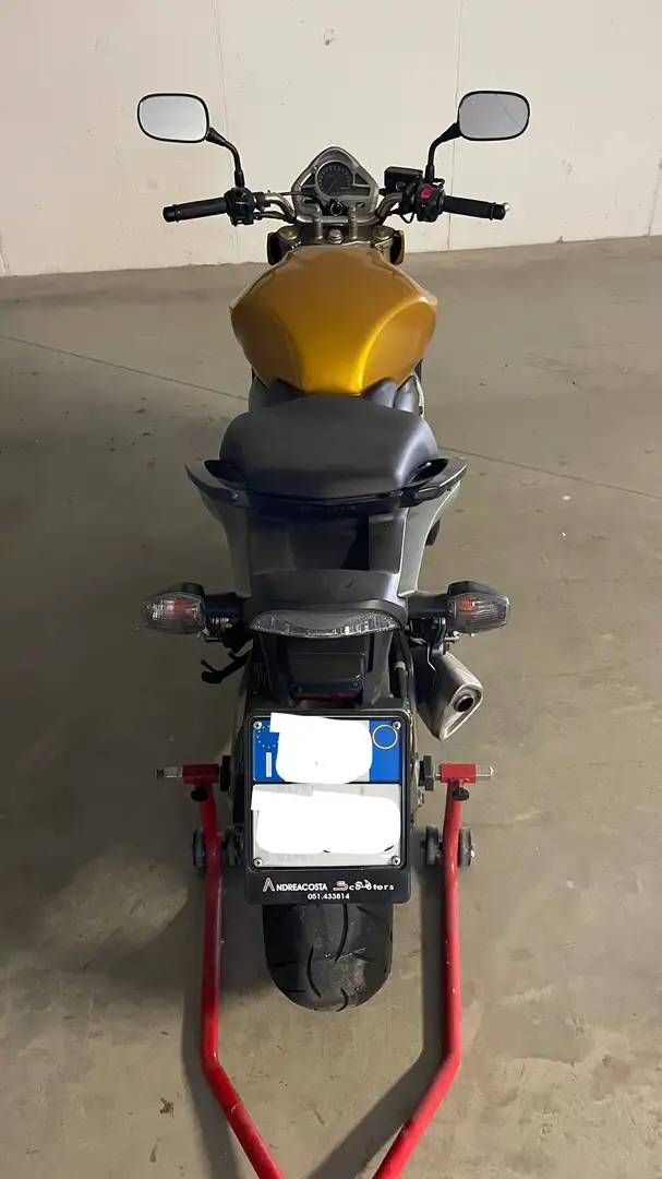 Honda Hornet MY2007 ABS Gold - 2