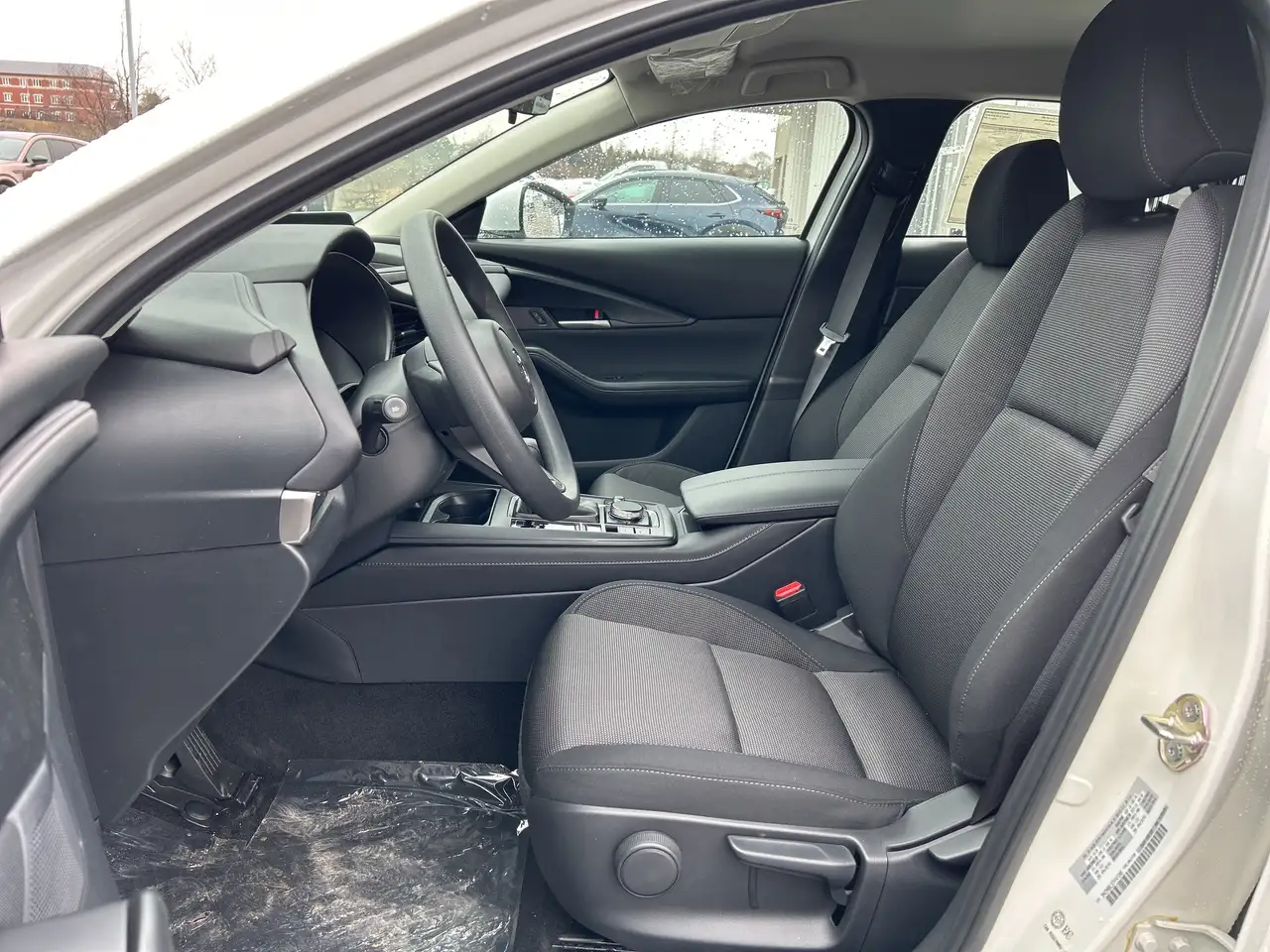 Mazda CX-30 снимка Mazda CX-30