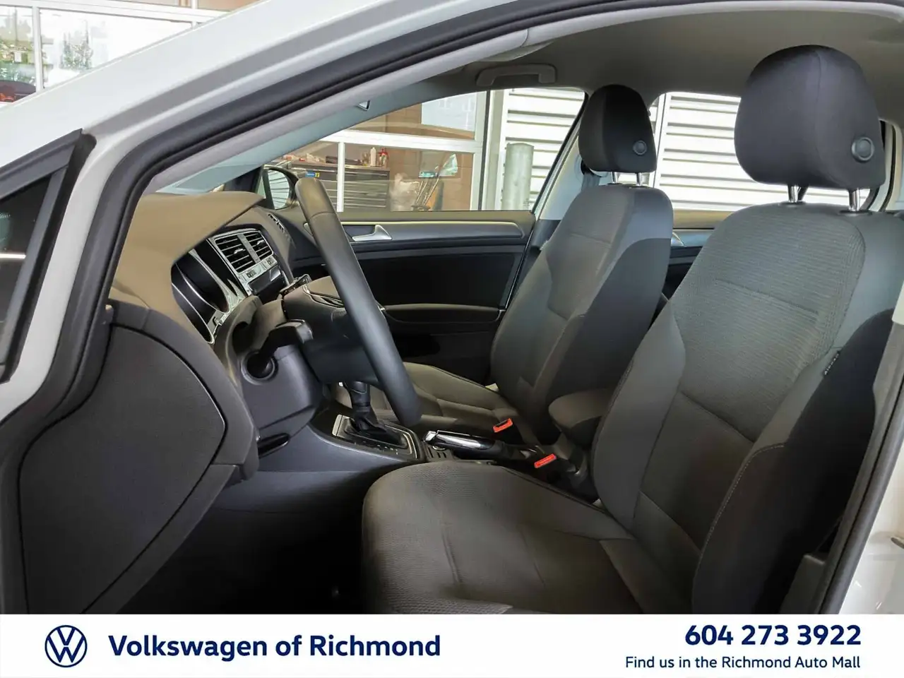 Volkswagen Golf снимка Volkswagen Golf