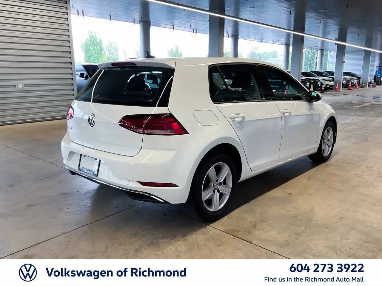 Volkswagen Golf снимка Volkswagen Golf