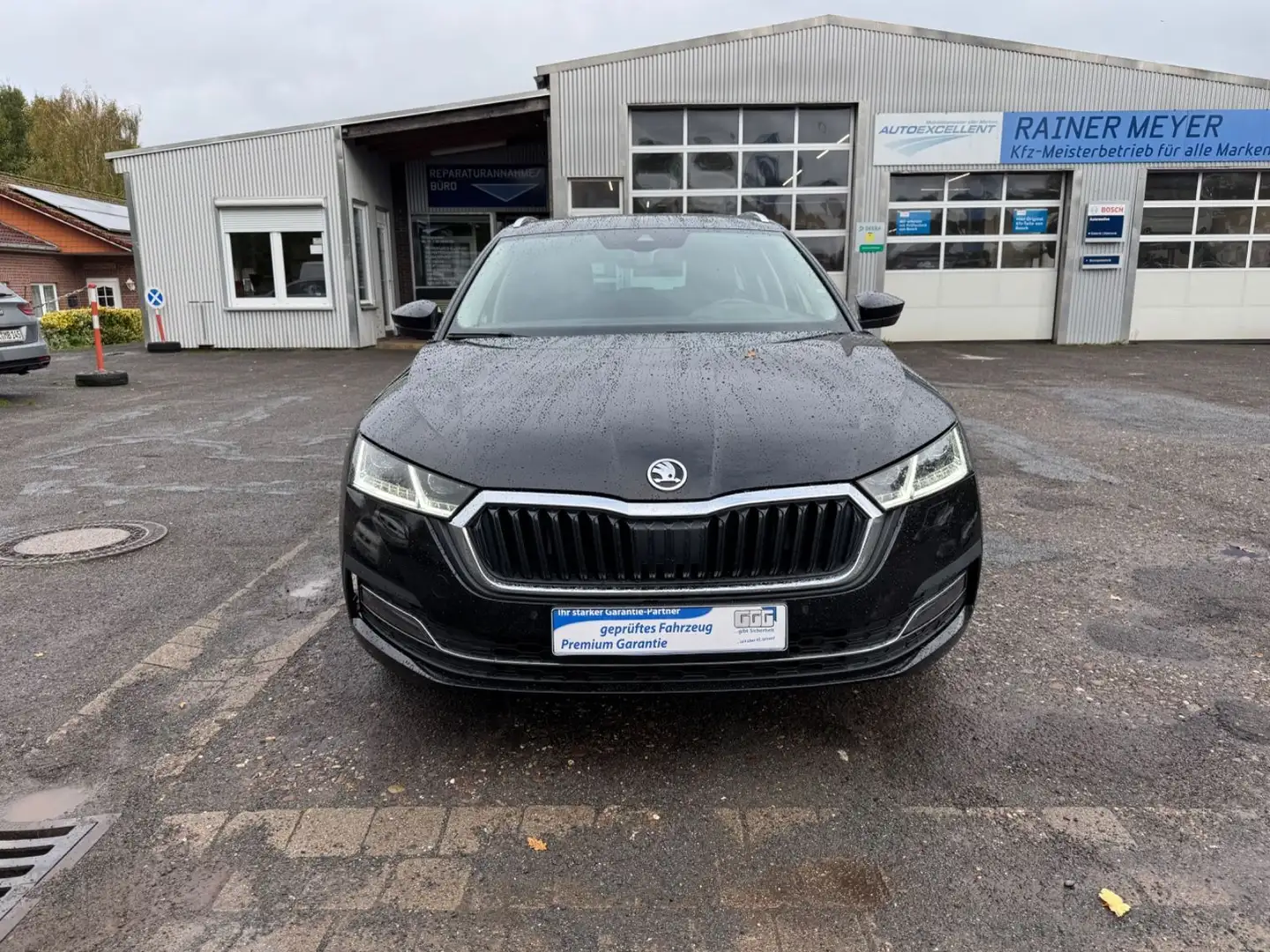 Skoda Octavia Combi Style 4x4 AHK/Assistenten Schwarz - 2