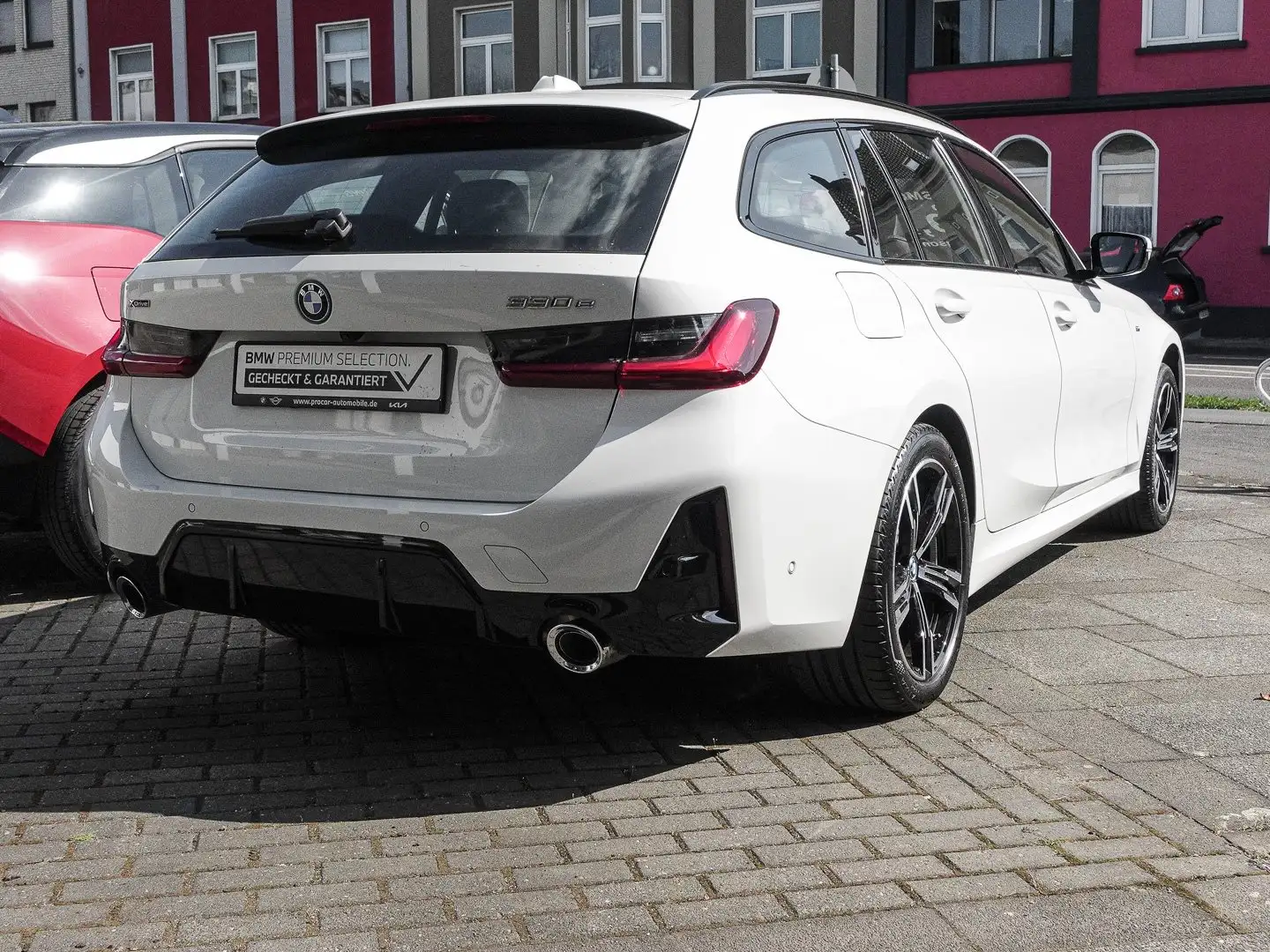 BMW 330 e xDrive M Sport Finanzrate ab 2,99% HUD A-LED DA Weiß - 2