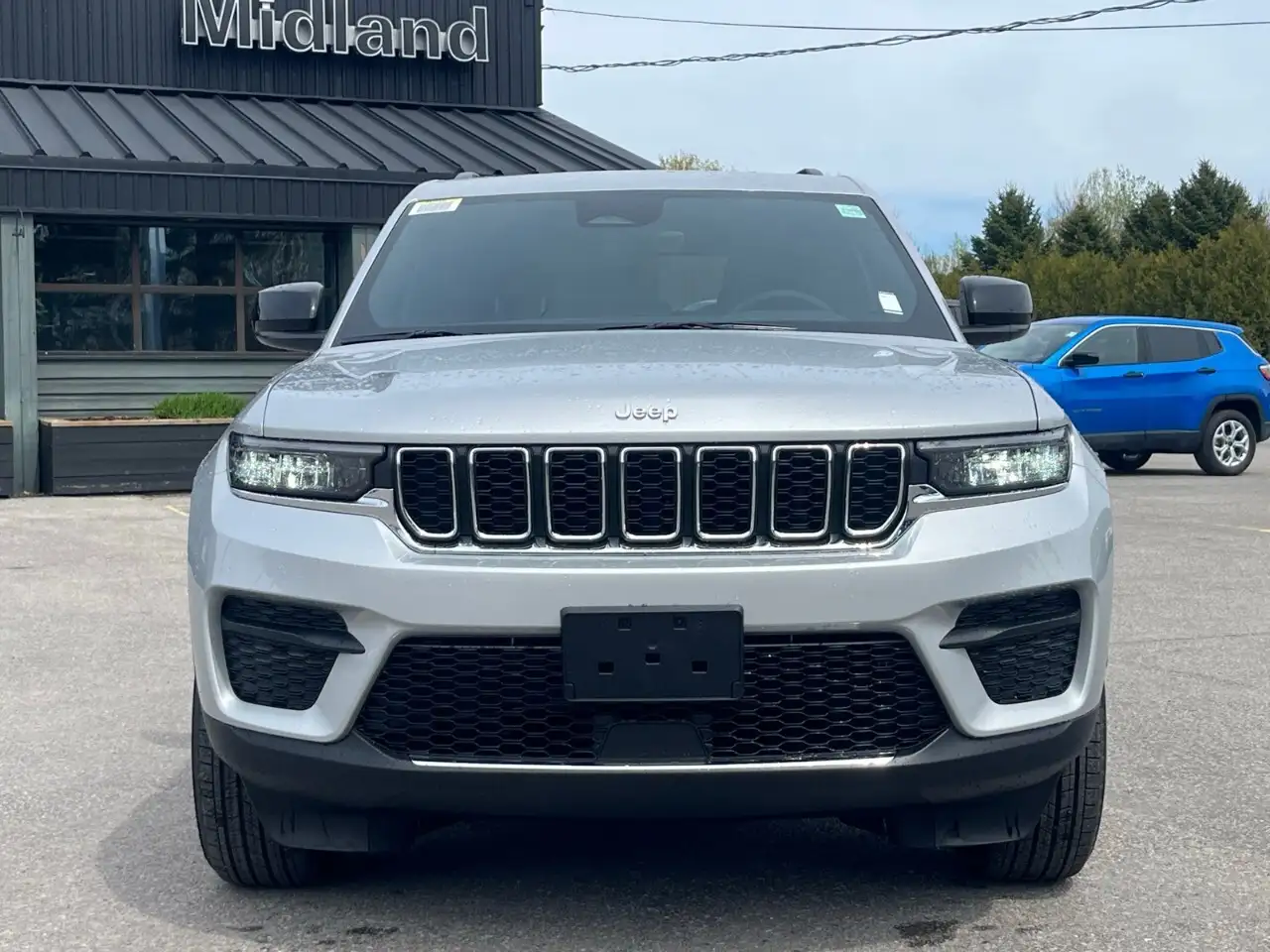 Jeep Grand Cherokee снимка Jeep Grand Cherokee