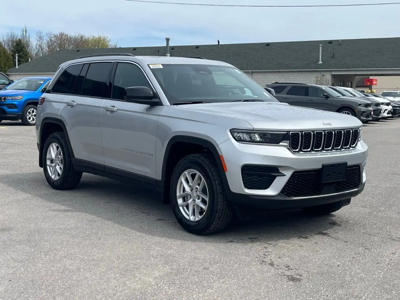 Jeep Grand Cherokee снимка Jeep Grand Cherokee