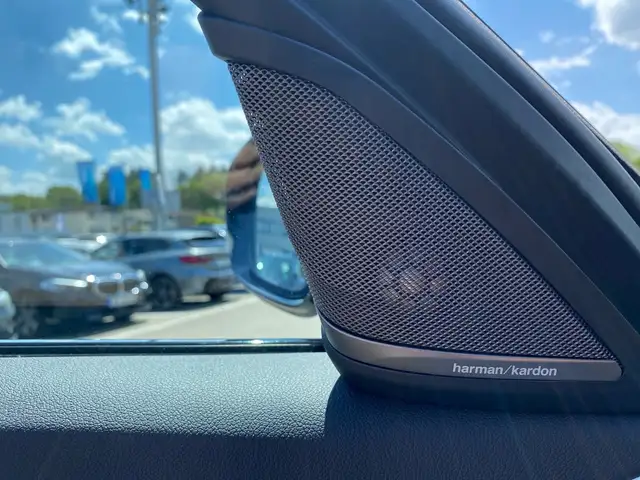 BMW M view 13