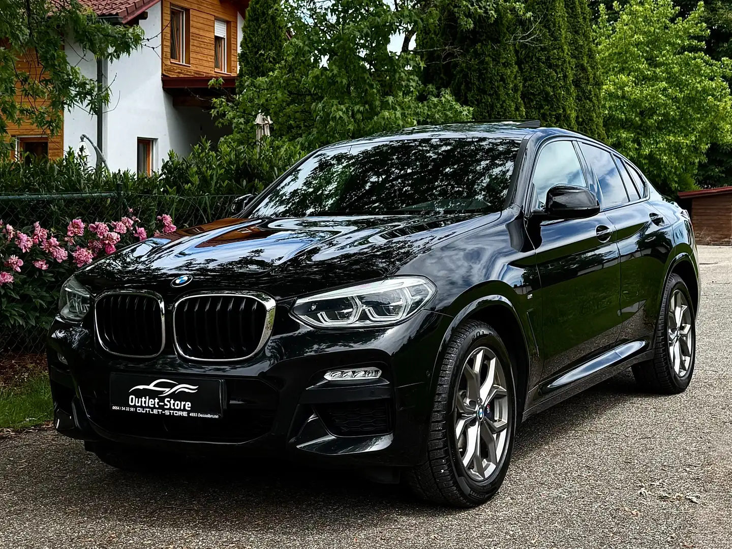 BMW X4 xDrive 30d*M-Sportpaket*Panorama*Harman*AHK*VOLL* Schwarz - 1