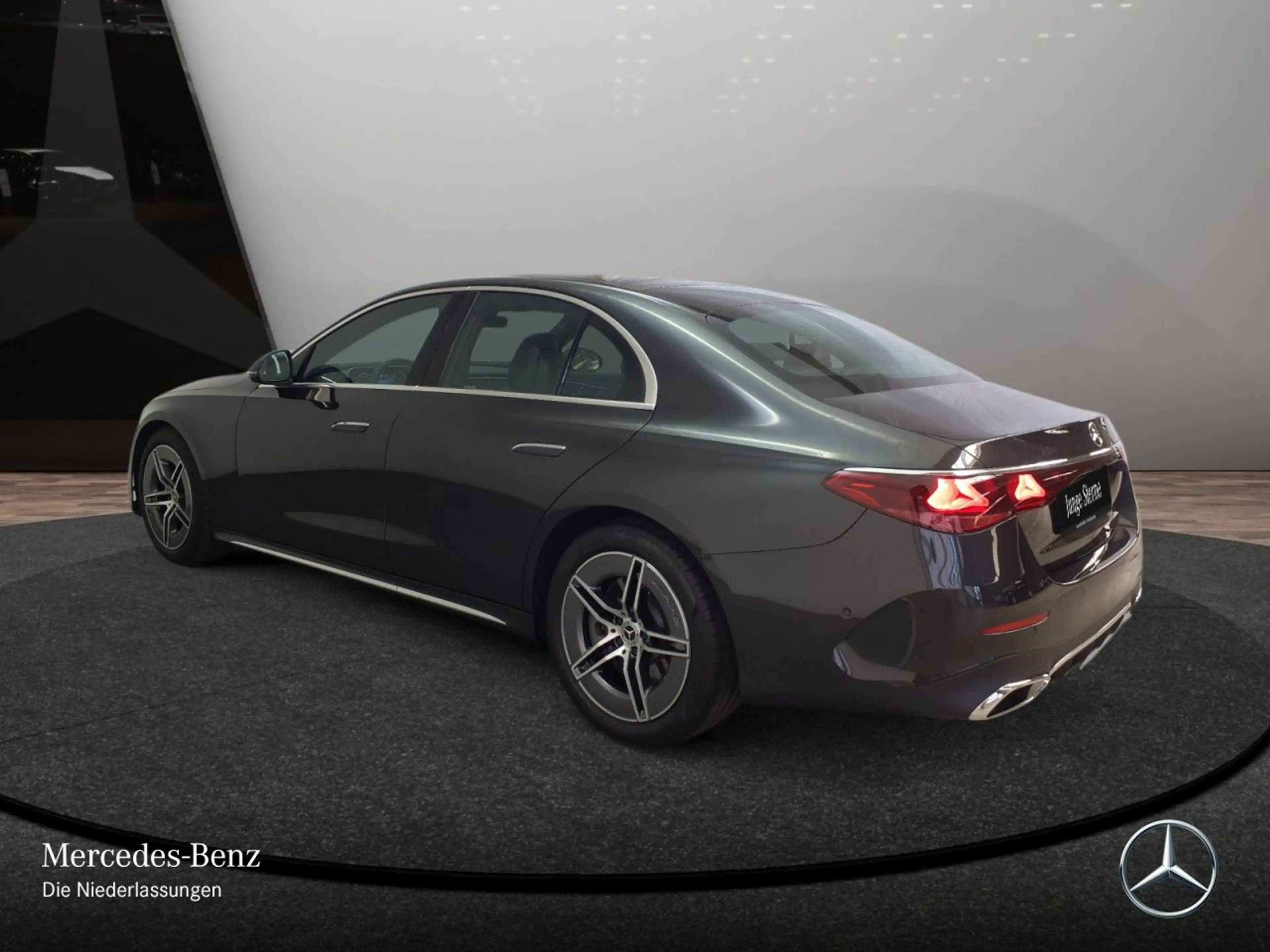 Mercedes-Benz E 450 4M AMG Fahrass WideScreen 360° Distr. AHK 9G — photo 10