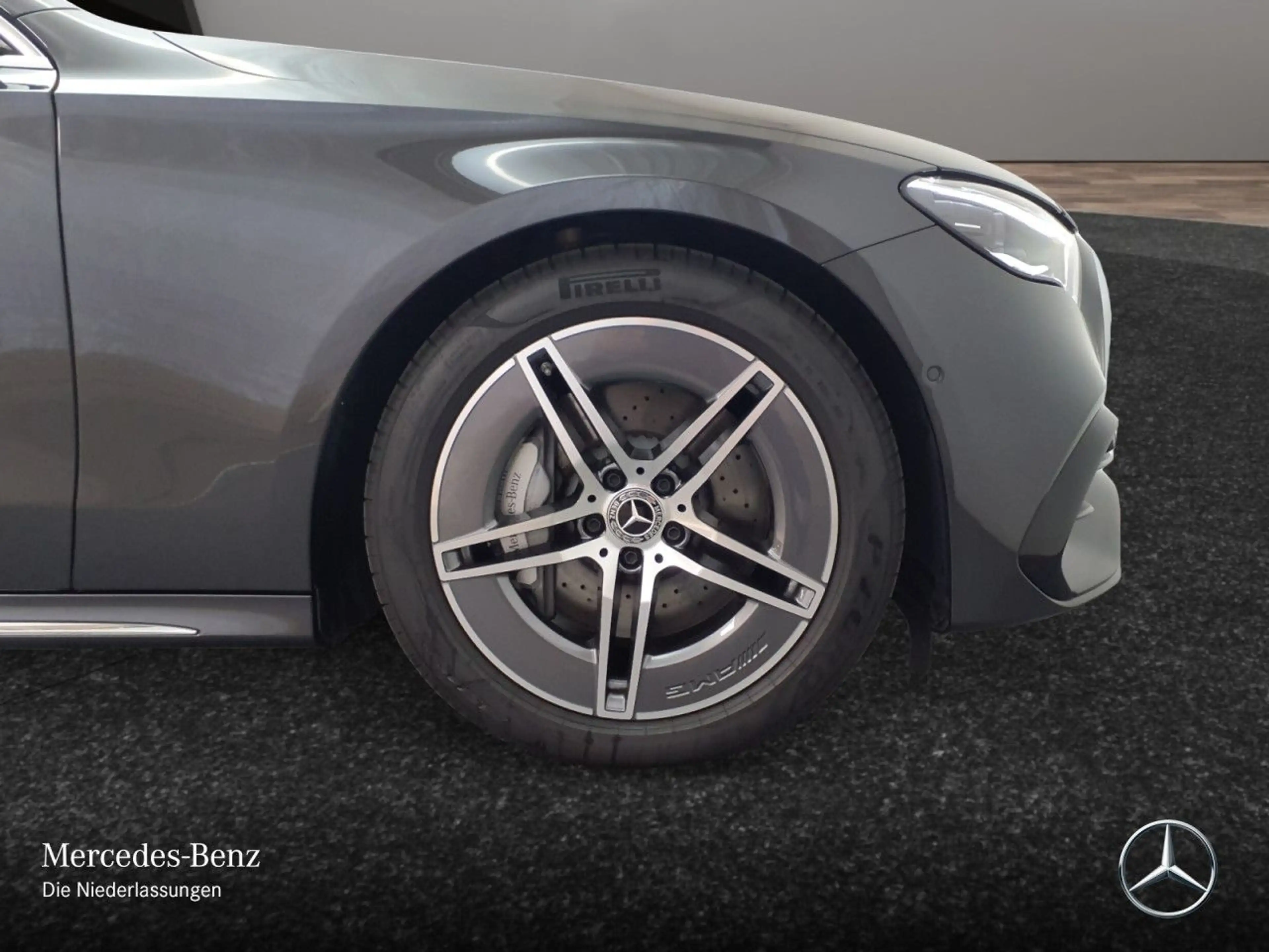 Mercedes-Benz E 450 4M AMG Fahrass WideScreen 360° Distr. AHK 9G — photo 6