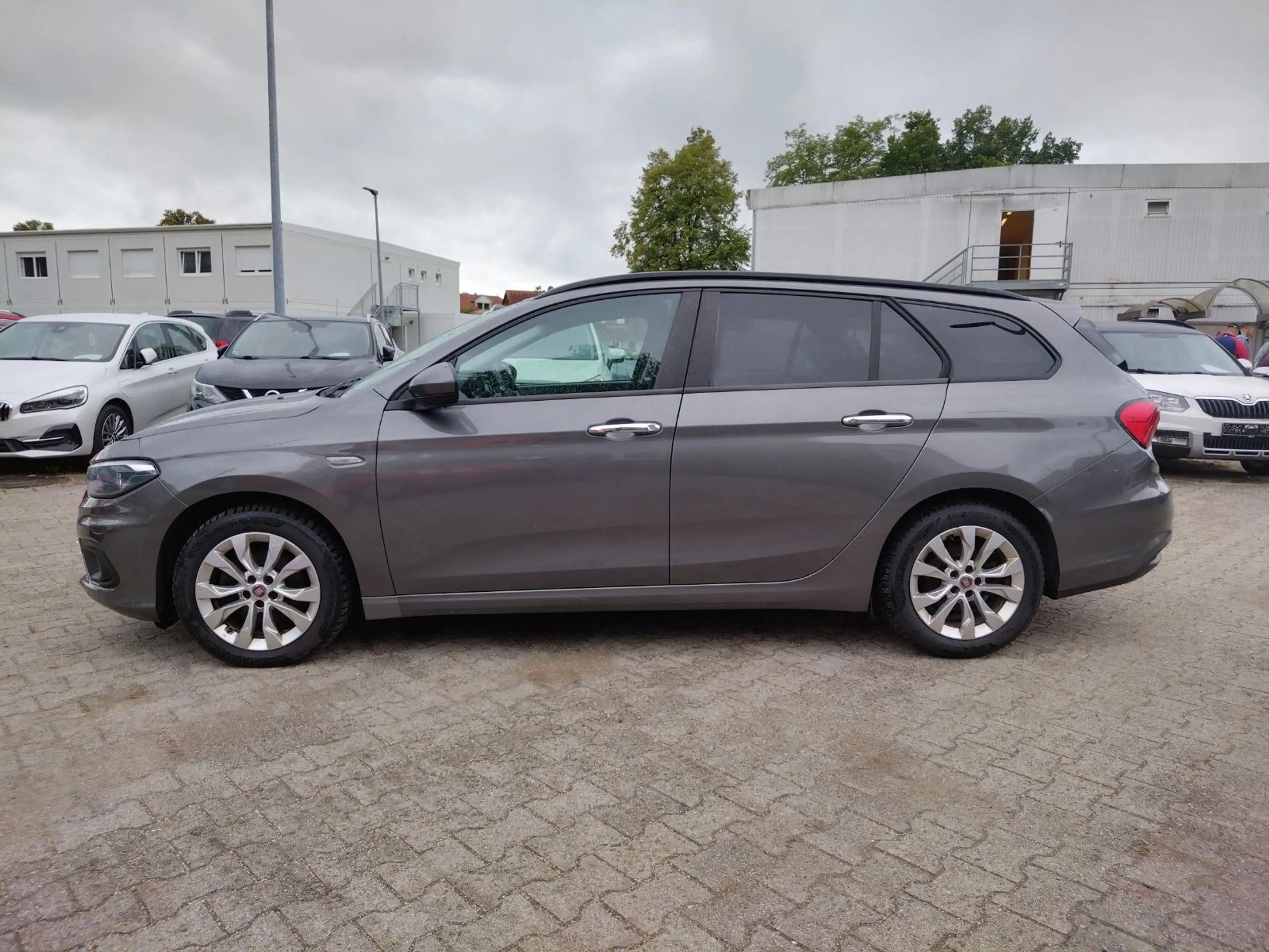 Fiat Tipo 1.6 JTDM EASY+2.HAND+KLIMA+NAVI+PDC+AHK — photo 2
