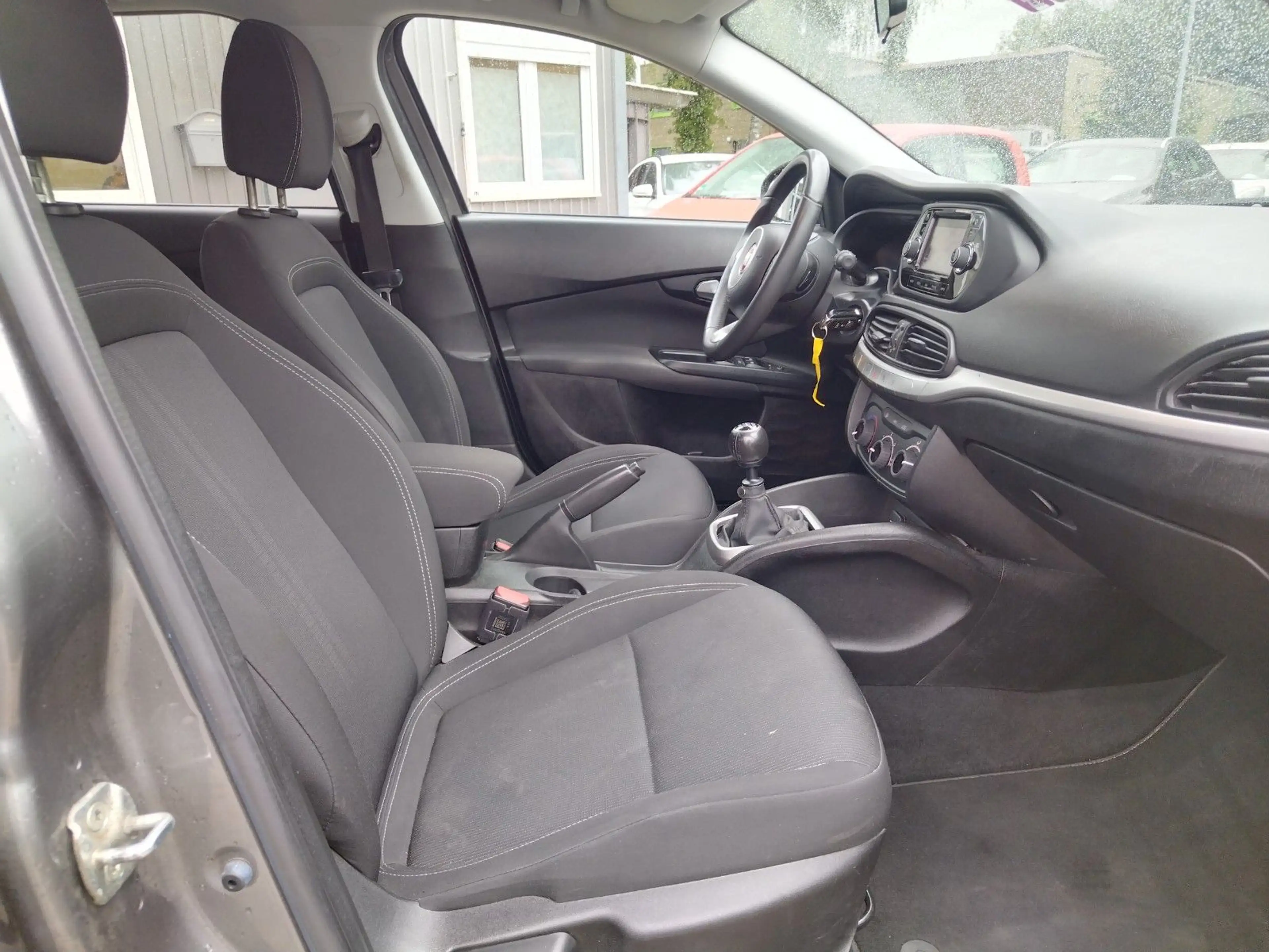 Fiat Tipo 1.6 JTDM EASY+2.HAND+KLIMA+NAVI+PDC+AHK — photo 15