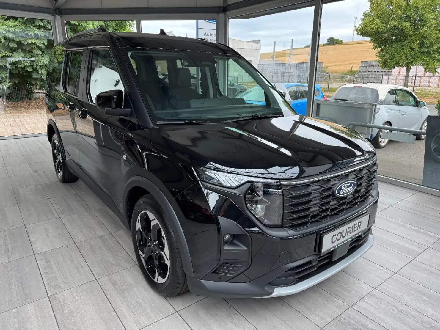 Ford Tourneo Courier Tourneo Courier 1.0 EcoBoost Active (EURO 6e) Schwarz - 2