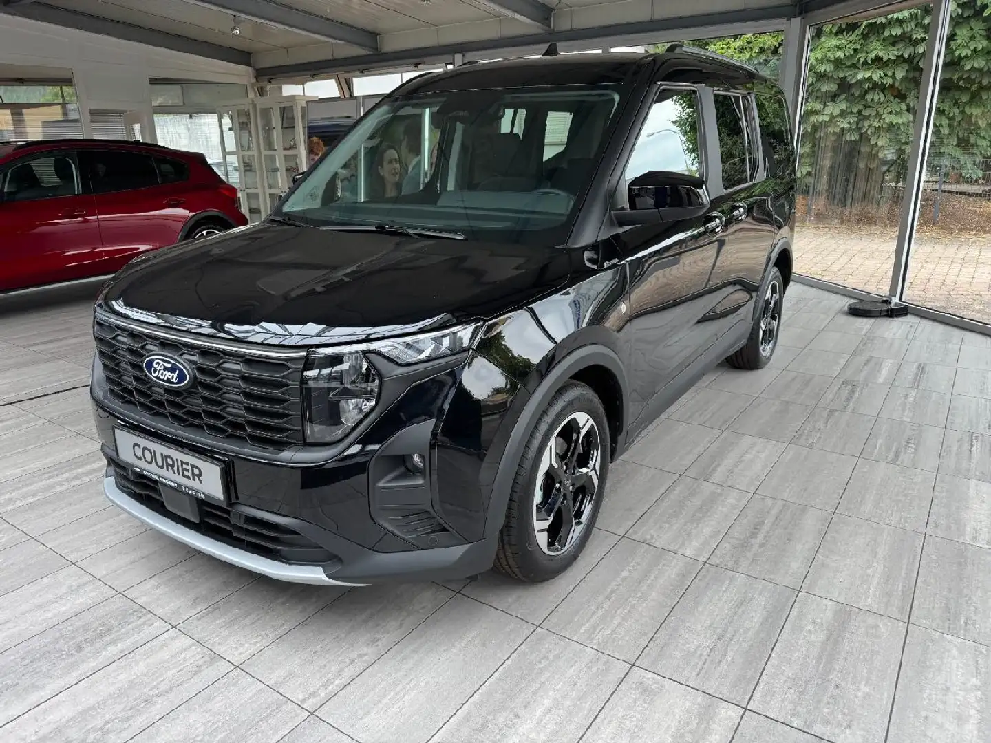 Ford Tourneo Courier Tourneo Courier 1.0 EcoBoost Active (EURO 6e) Schwarz - 1