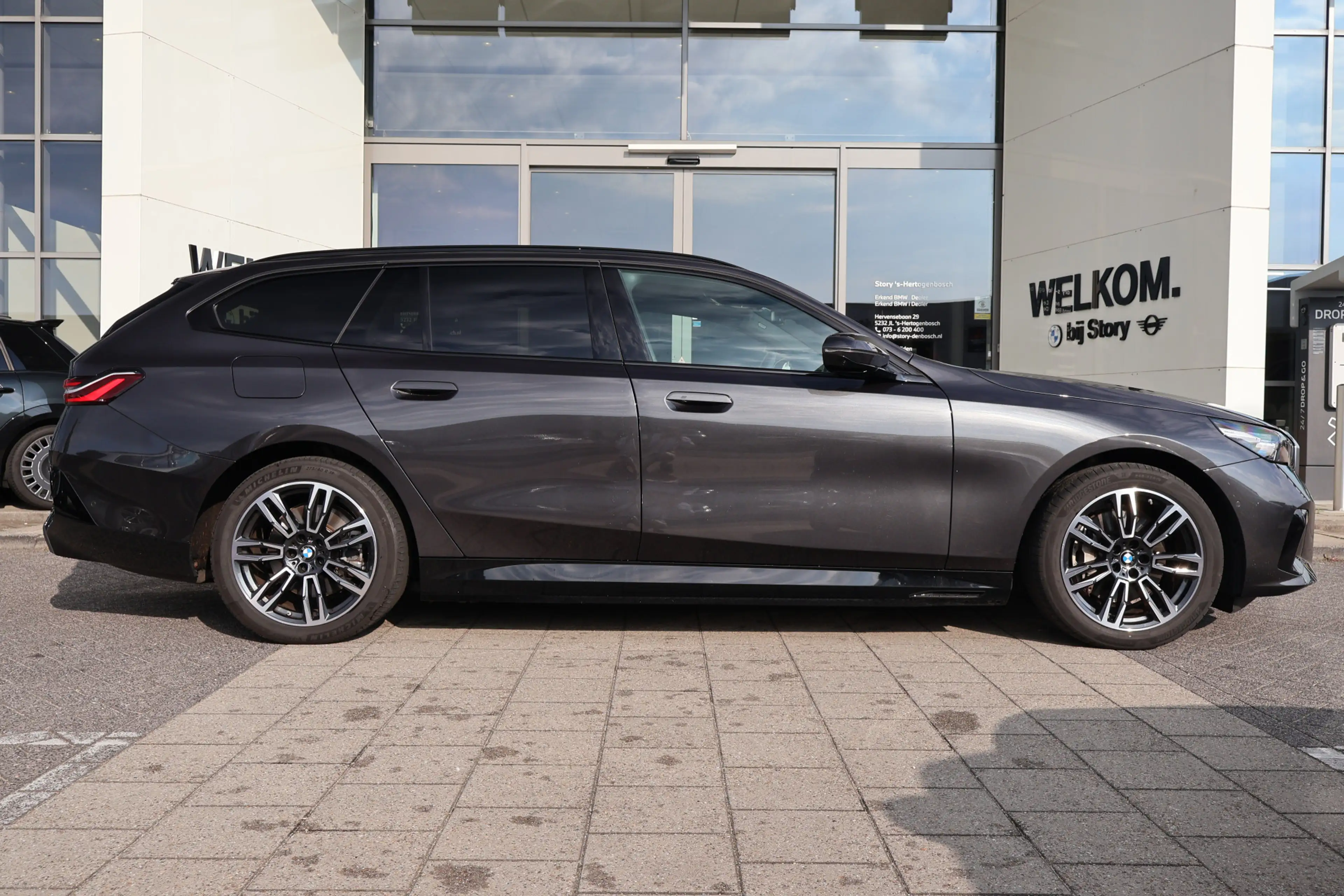 BMW i5 Touring eDrive40 M Sport / Trekhaak / Comfort Acce — photo 11
