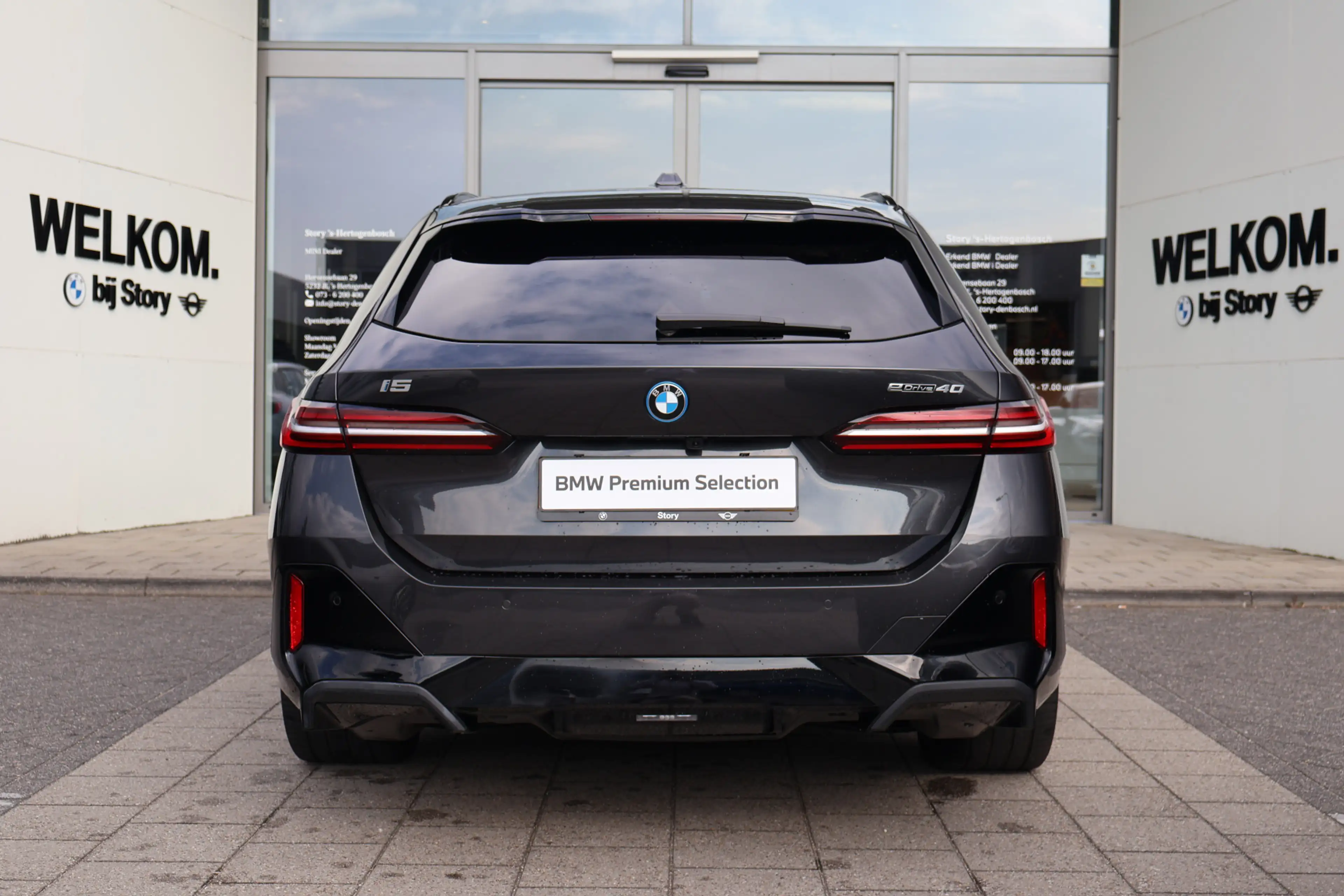 BMW i5 Touring eDrive40 M Sport / Trekhaak / Comfort Acce — photo 13