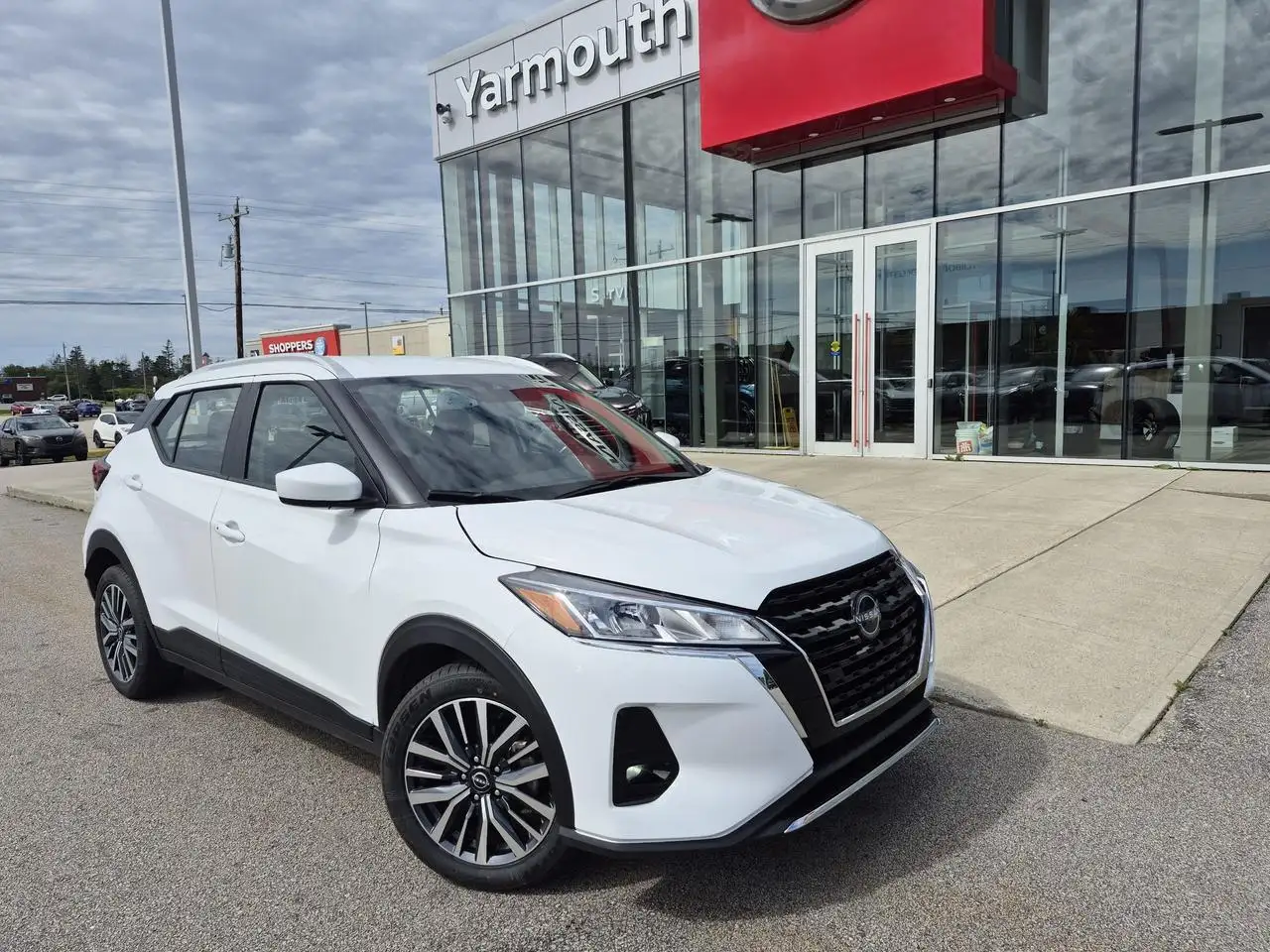 2025 Nissan Kicks