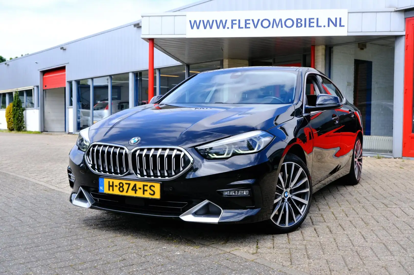 BMW 220 2-serie Gran Coupé 220d 190pk High Executive Aut. Černá - 1