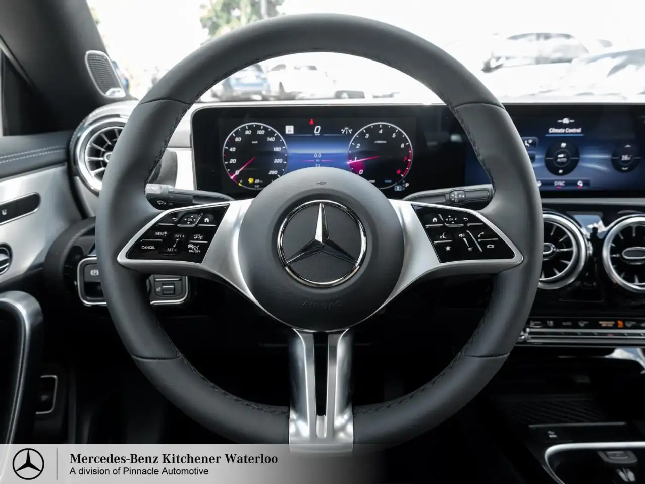 Mercedes-Benz CLA снимка Mercedes-Benz CLA