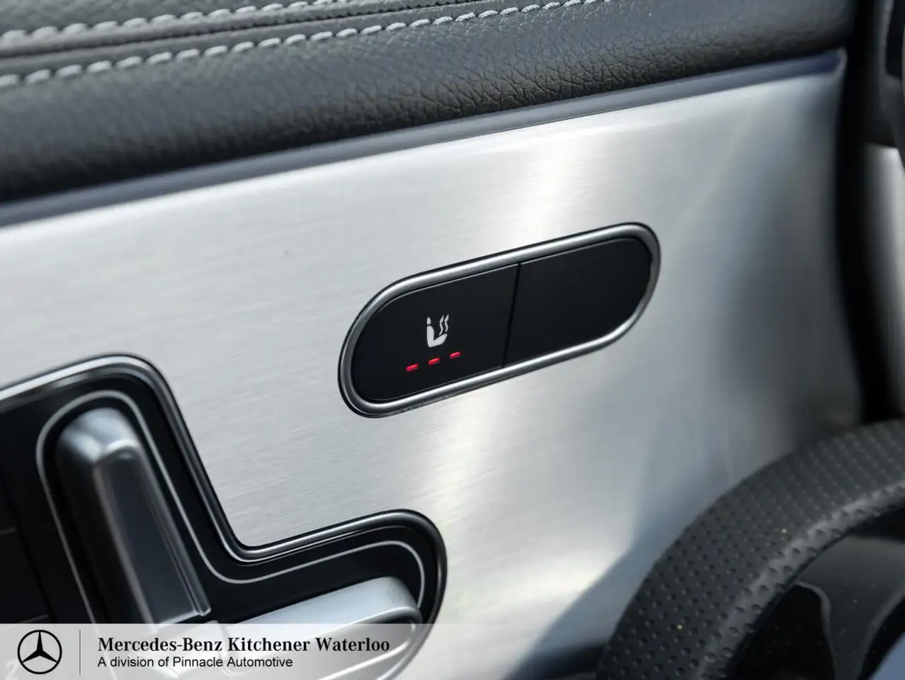 Mercedes-Benz CLA снимка Mercedes-Benz CLA