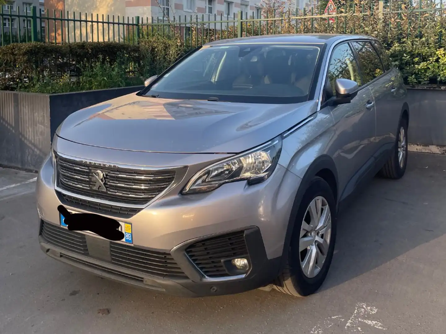Peugeot 5008 5008 1.2 Puretech 130ch S Gris - 1