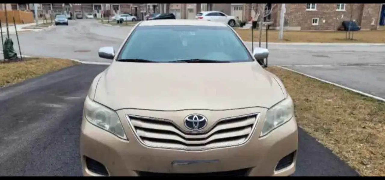 Toyota Camry снимка Toyota Camry