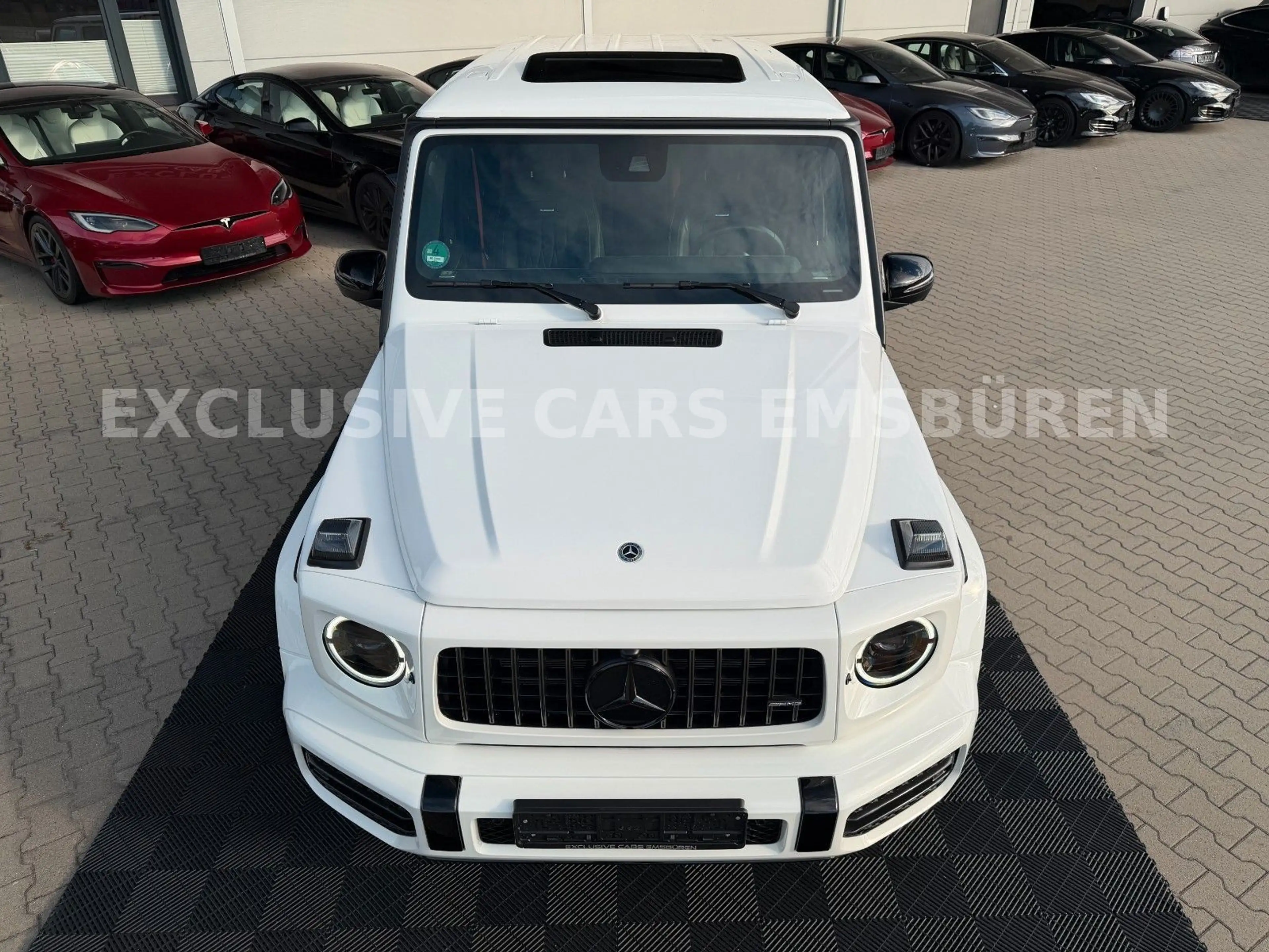 Mercedes-Benz G 63 AMG / NIGHT PAKET II / MANUFAKTUR / DESIGNO — photo 7