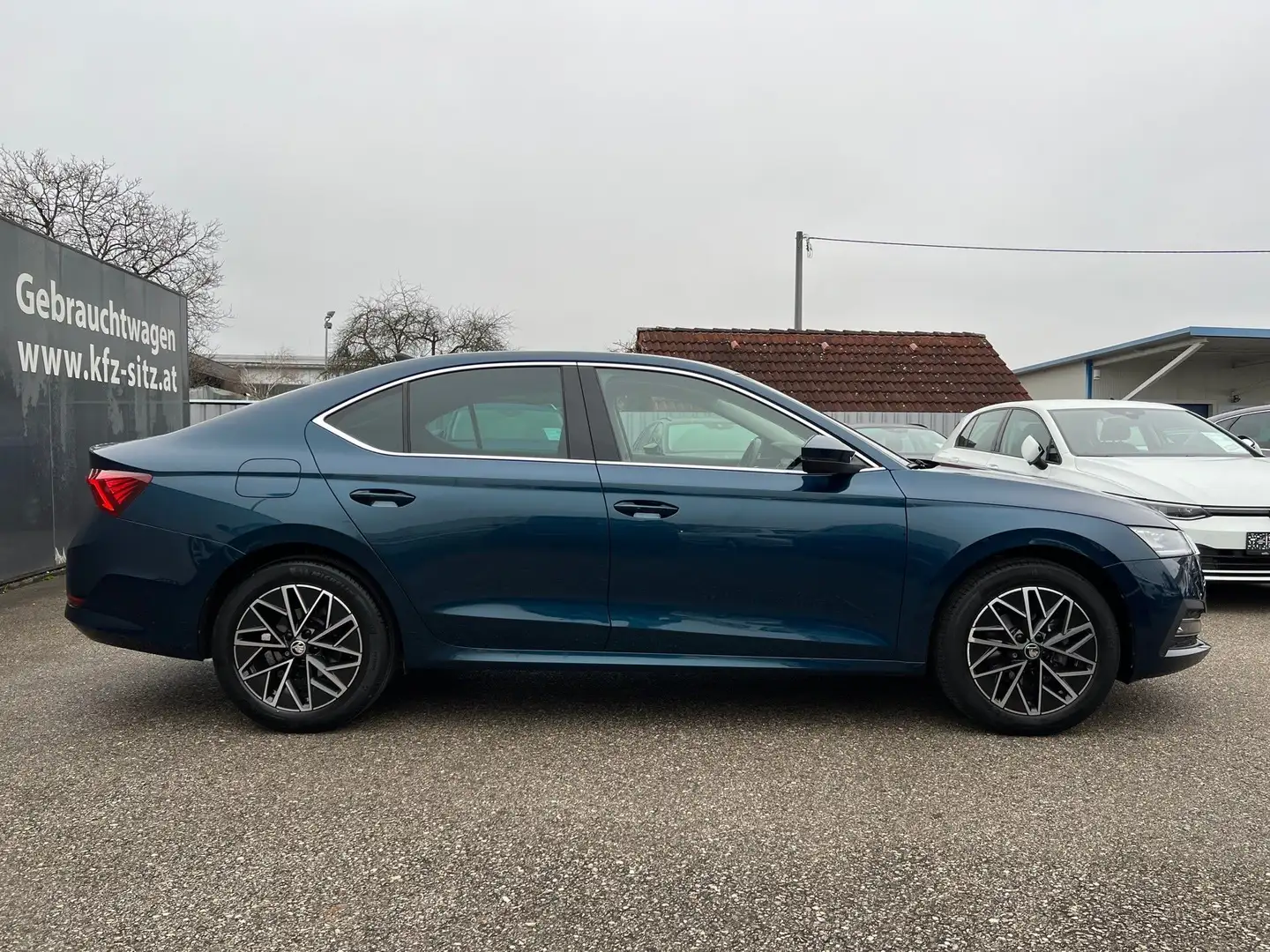 Skoda Octavia 1,0 TSI Ambition | ACC/AHK/RFK Blau - 2