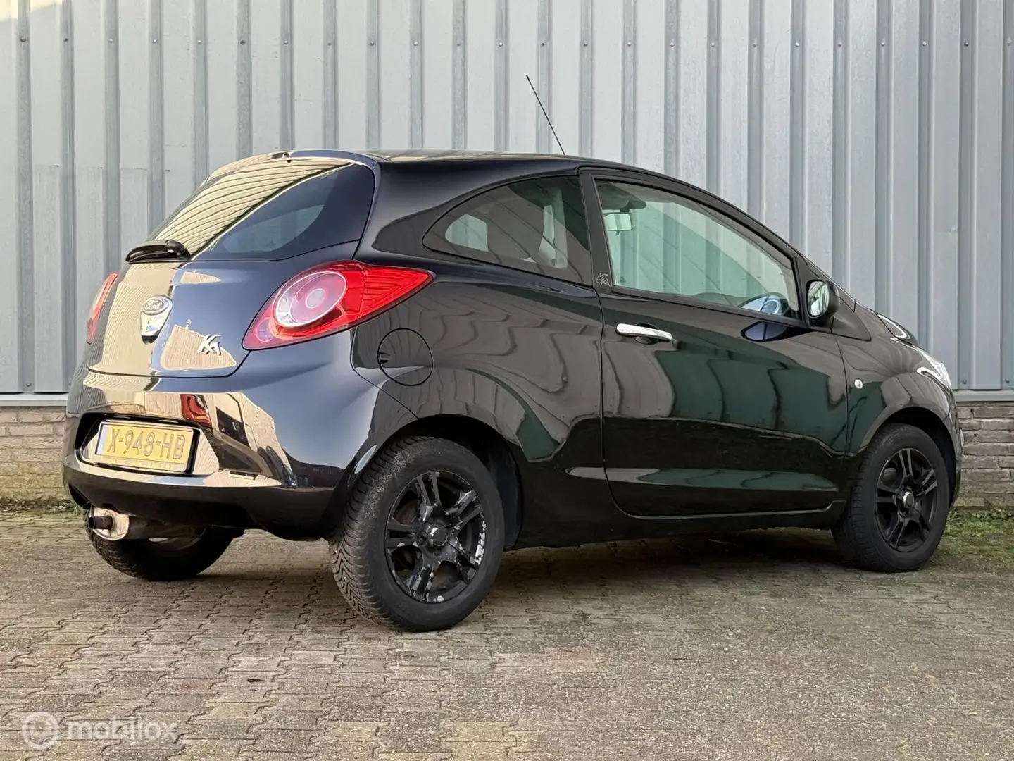 Ford Ka/Ka+ 1.2 Comfort start/stop | Airco | LMV Schwarz - 2