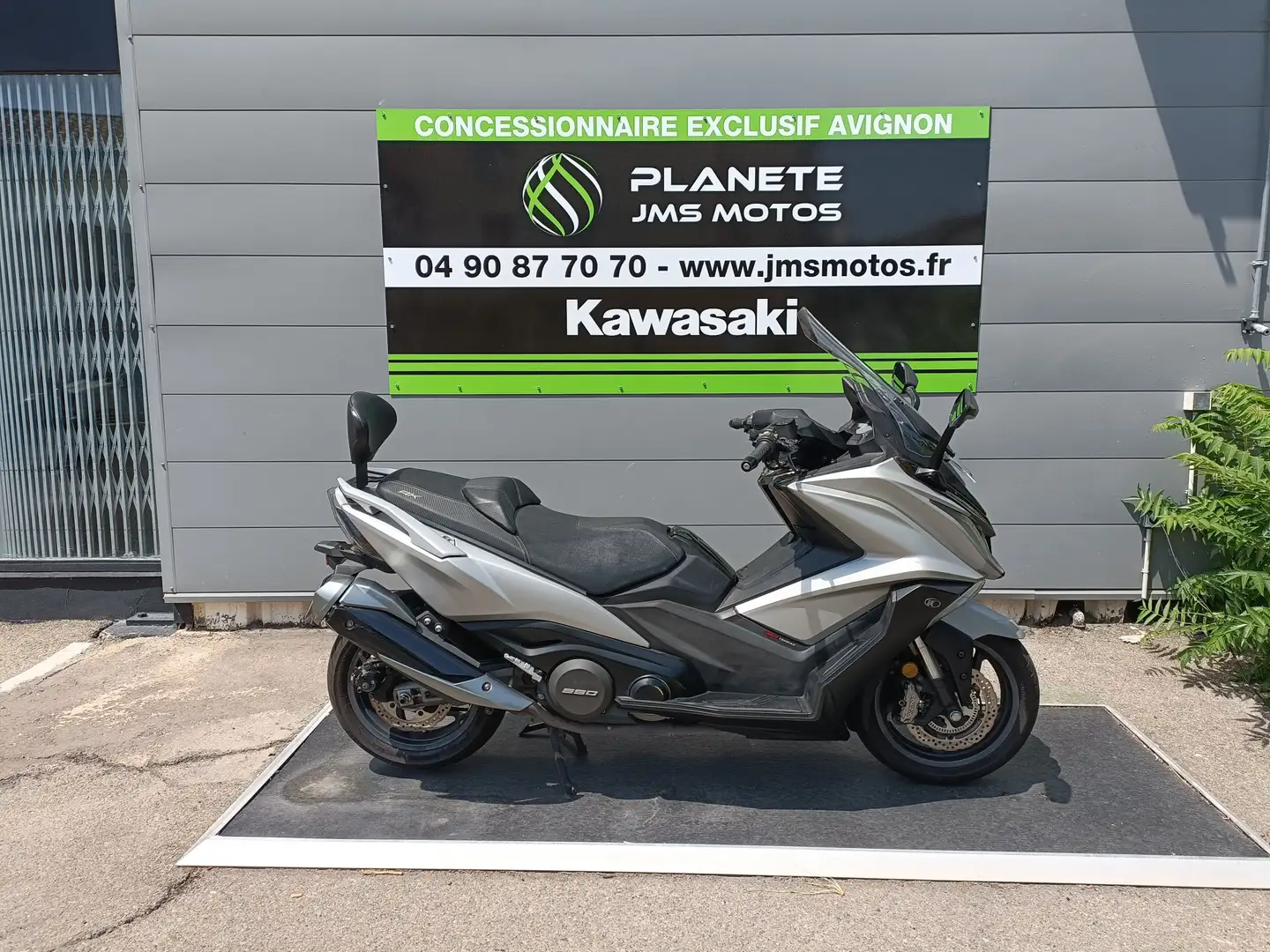 Kymco AK 550 Gris - 1