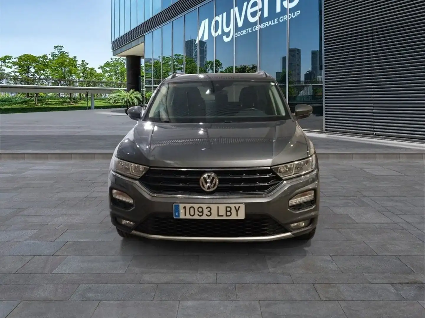 Volkswagen T-Roc 1.0 TSI Advance Gris - 2