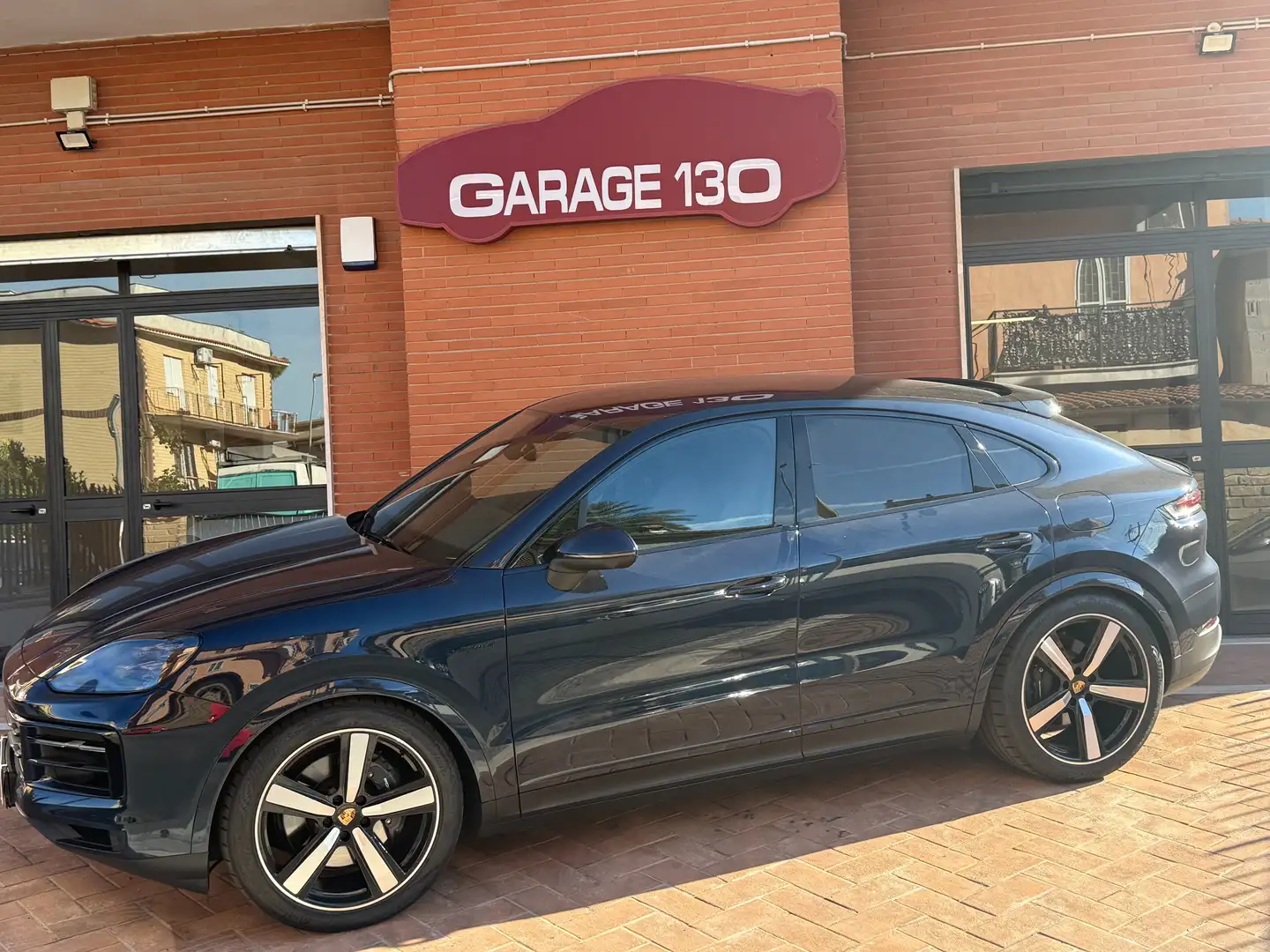 Porsche Cayenne Coupe' Hybrid 22" DISPLAY PASSEG tetto IVA Bleu - 1