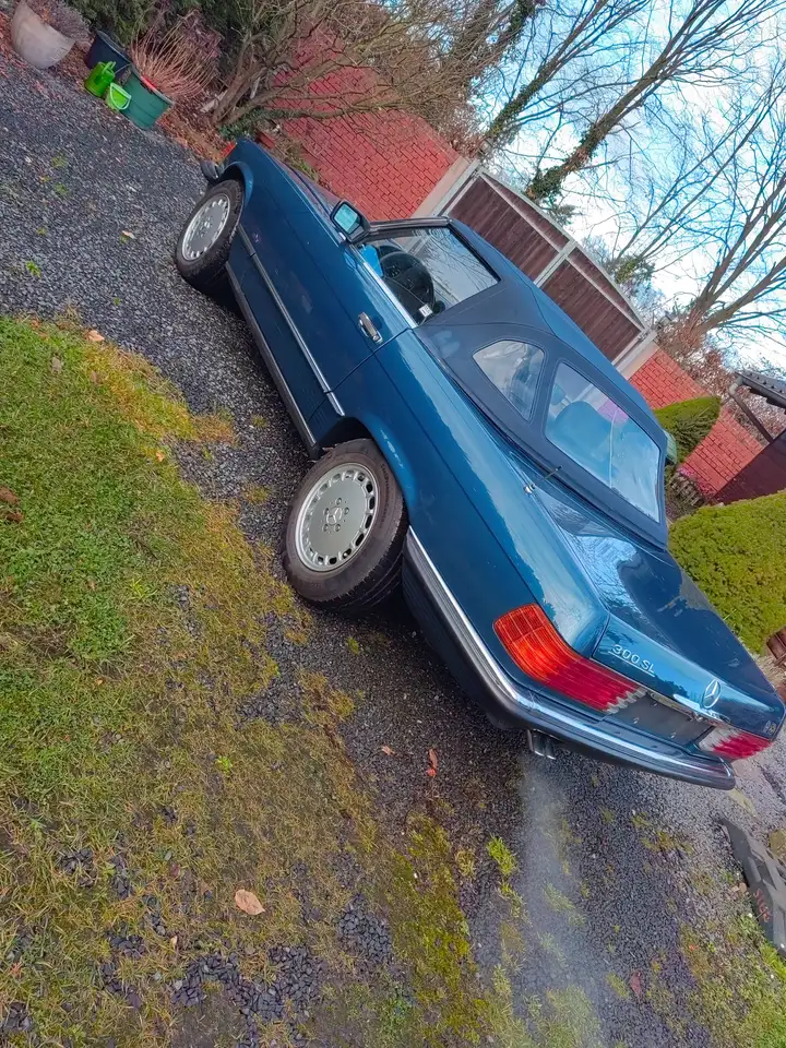 Mercedes-Benz SL 300