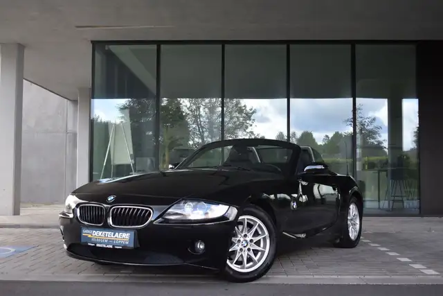 BMW Z4 main image