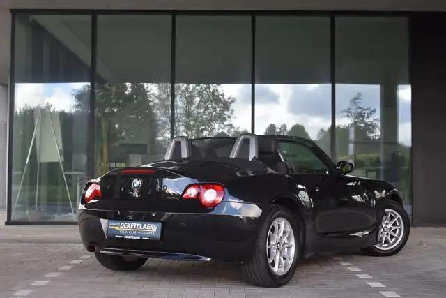 BMW Z4 view 2