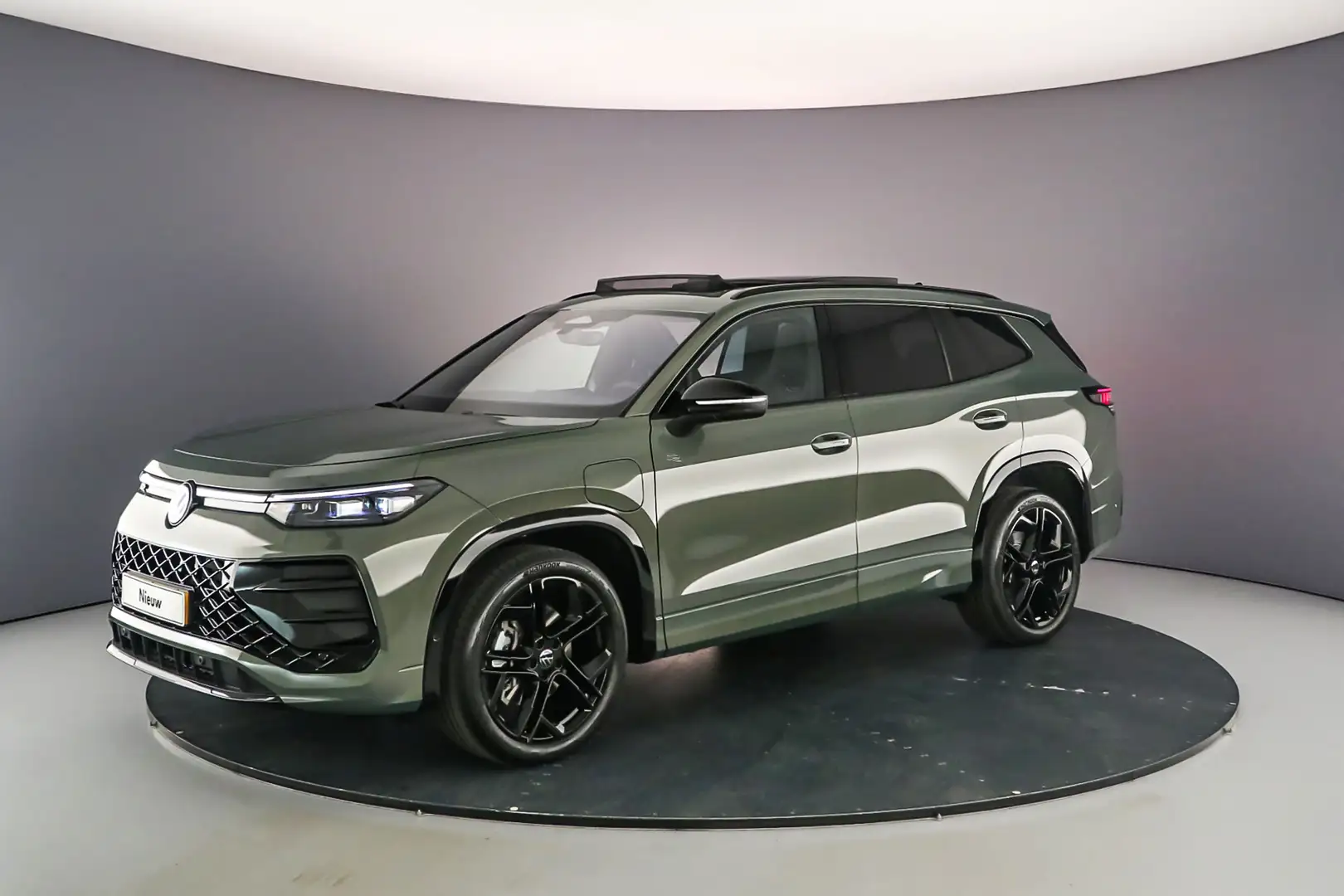 Volkswagen Tayron 1.5 eHybrid 204pk R-Line Edition Verde - 1