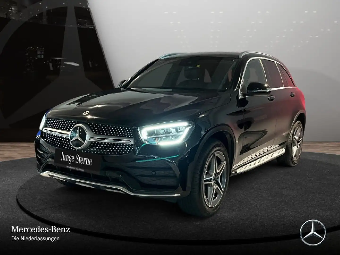 Mercedes-Benz GLC 300 e 4M AMG+LED+KAMERA+KEYLESS+9G Schwarz - 2