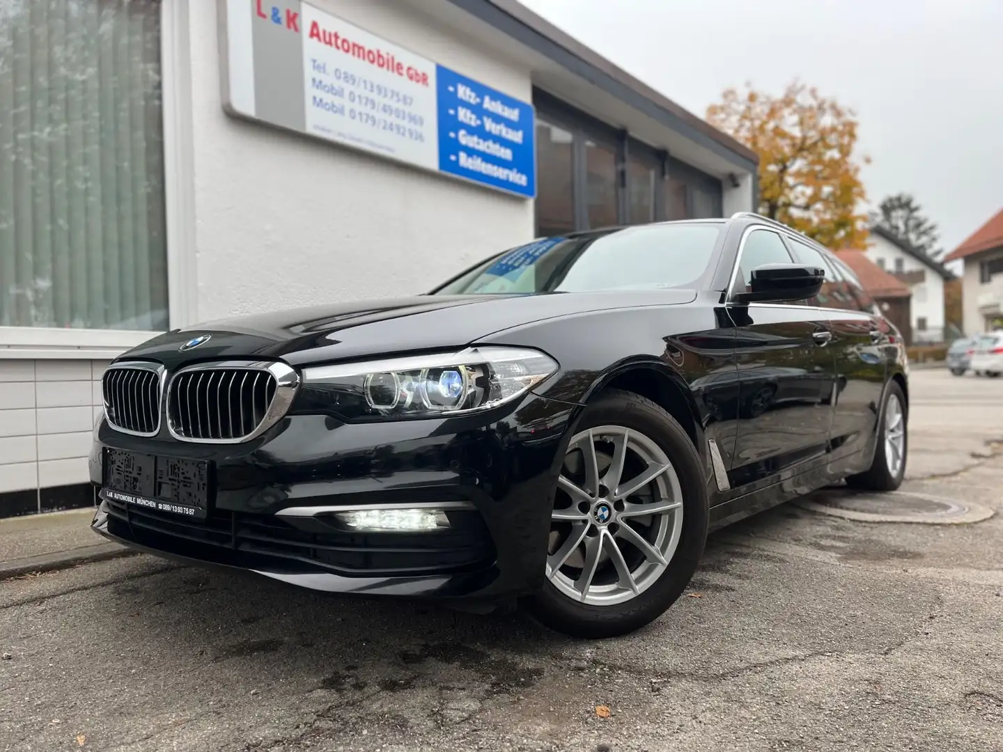 BMW 520 d Tour.  Aut. Driv.Assist+LED+R-Kamera+Navi+ Schwarz - 1
