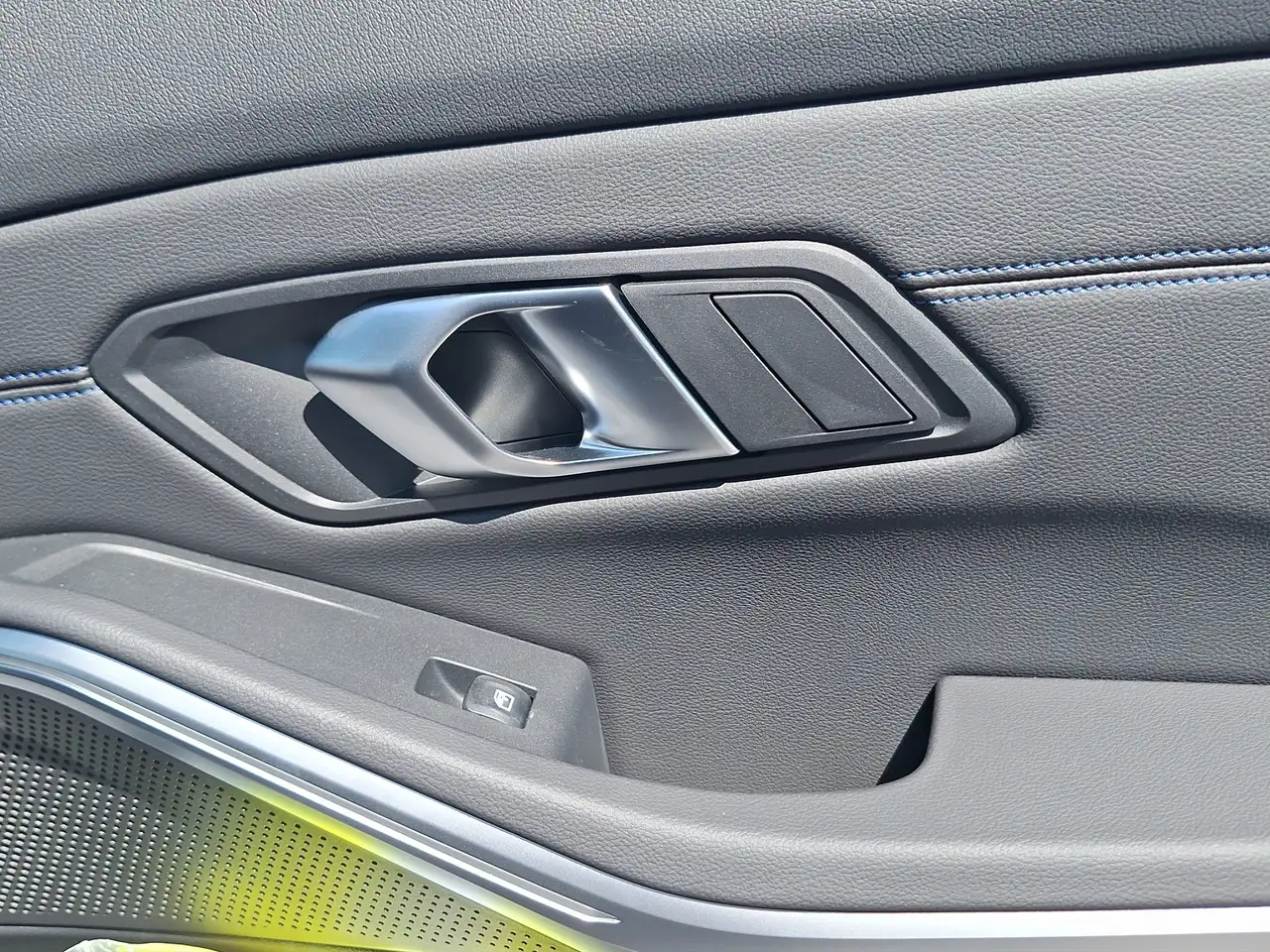 BMW 3 Series 2026 — фото 10