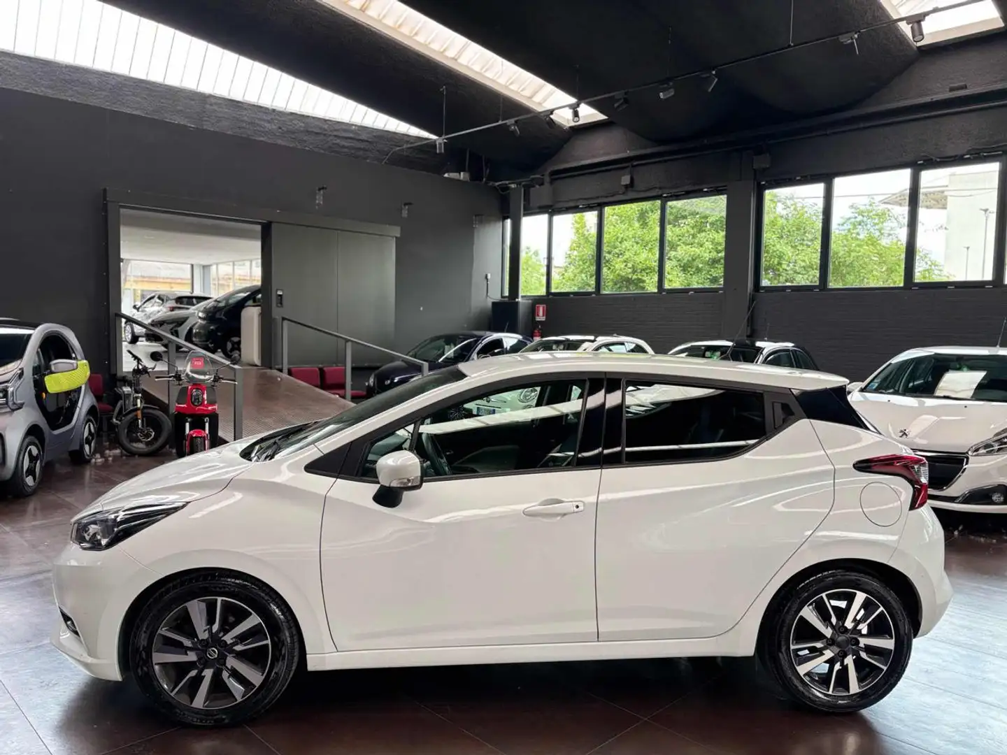Nissan Micra 1.5 dCi 8V 5 porte N-Connecta Bianco - 2