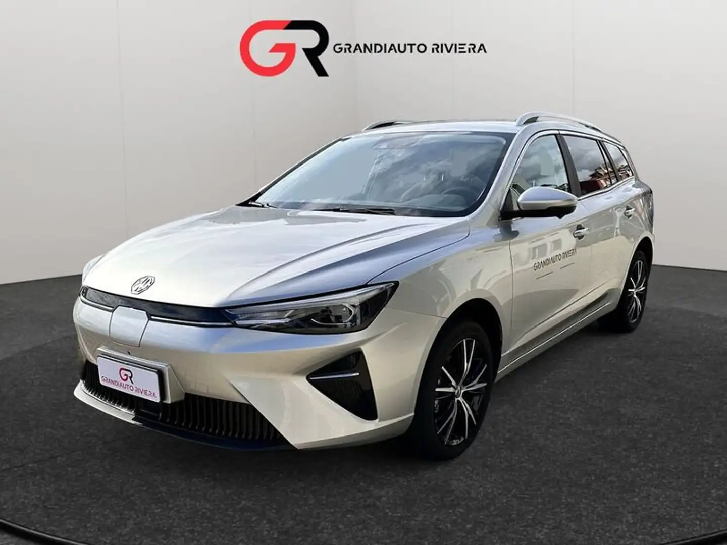 MG MG5 Luxury 61,1 KWh Gris - 1