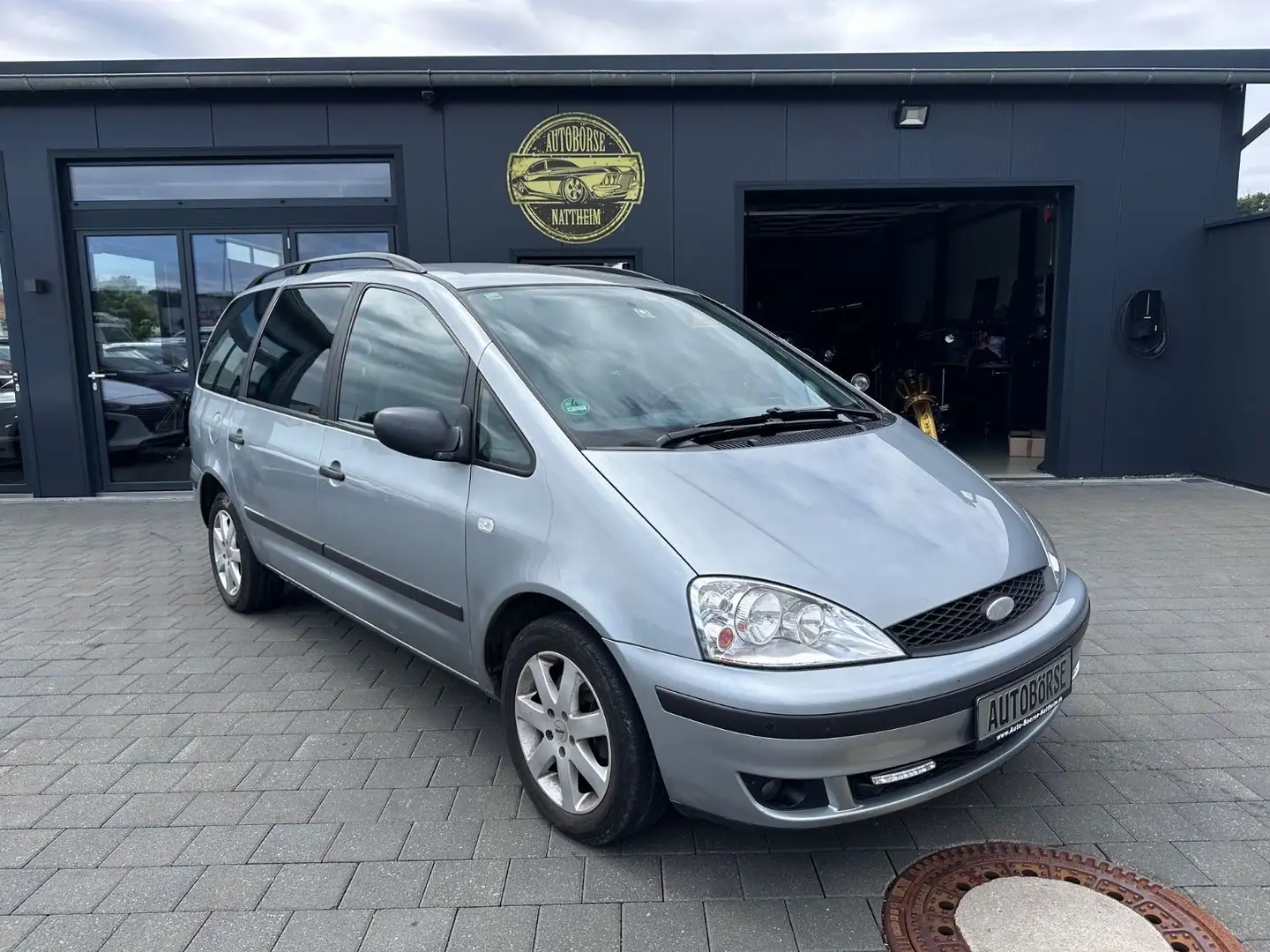 Ford Galaxy Trend Zilver - 1
