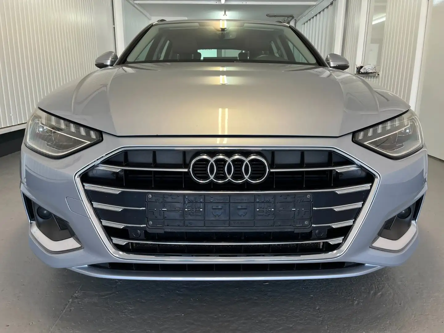 Audi A4 Avant 40 TDI advanced/LED/Virtual/Navi/ACC Silver - 2