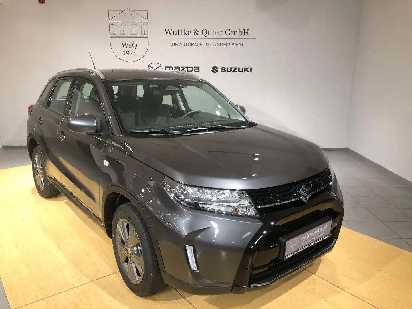 Suzuki Vitara 1.4 BOOSTERJET CLUB*sofort verfügbar* Серый - 1
