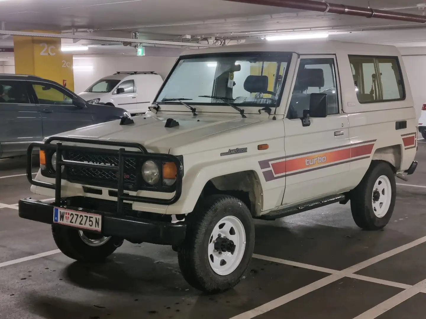 Toyota Land Cruiser Landcruiser 2,4 FRP-Top 4WD TD Weiß - 2